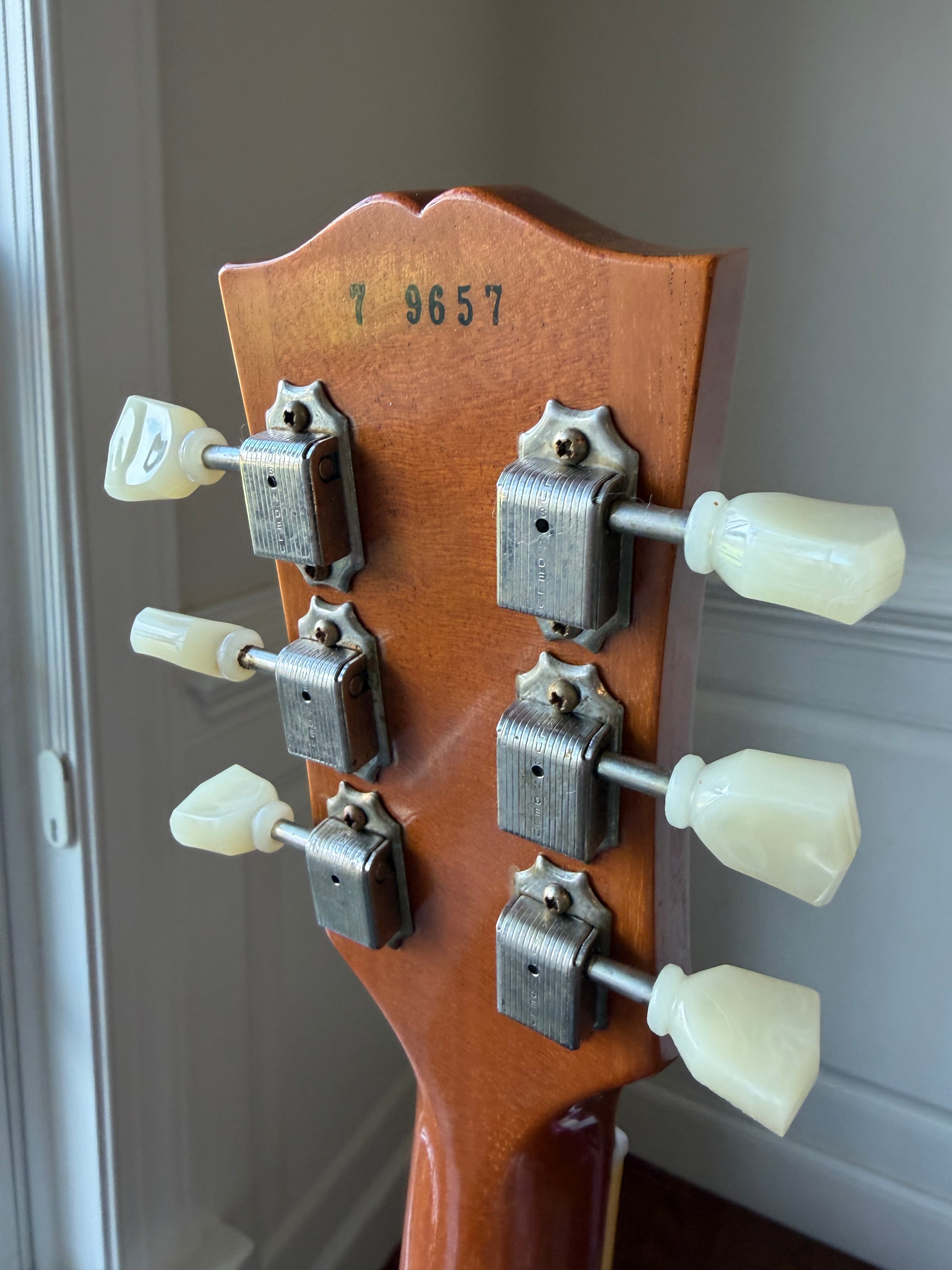 2019 Gibson Custom Shop '57 Reissue R7 Les Paul Standard - Candy Apple Blue - Image 9