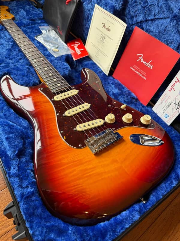 2024 Fender American Professional II Stratocaster 70th Anniversary - Comet Burst