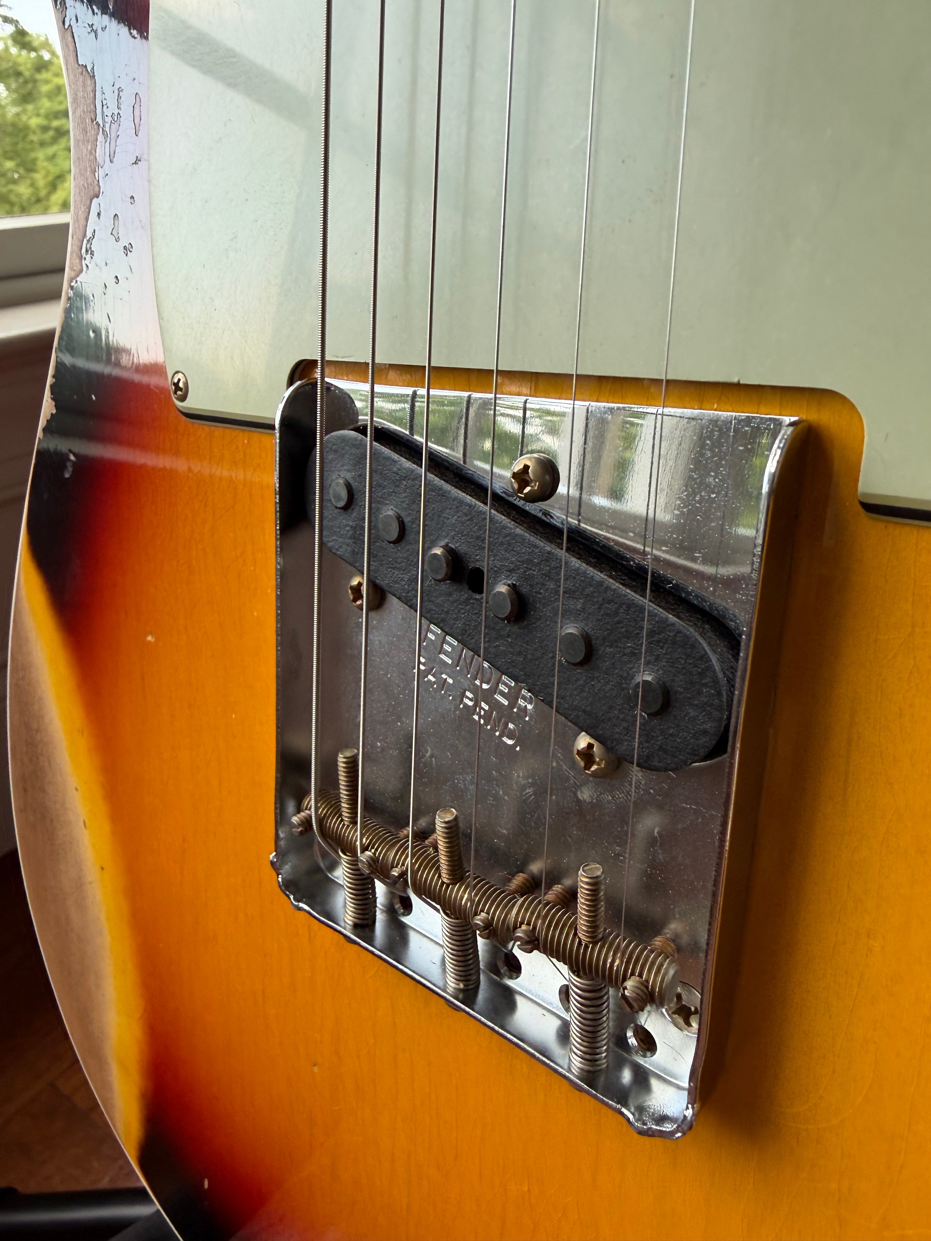 2025 Fender Custom Shop ‘60 Telecaster Custom Heavy Relic - 3 Color Sunburst