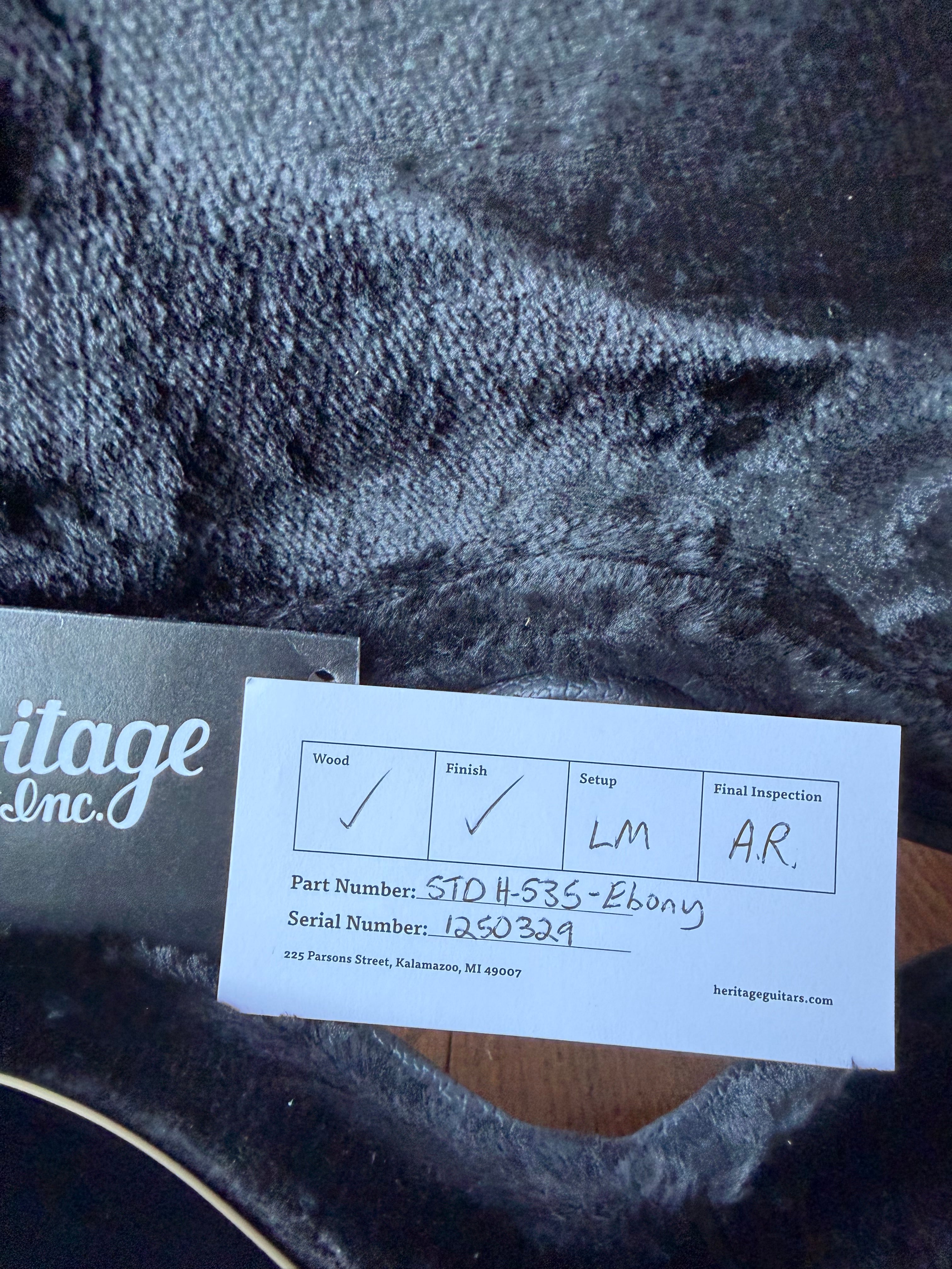 2025 Heritage H-535 Standard - Ebony Black