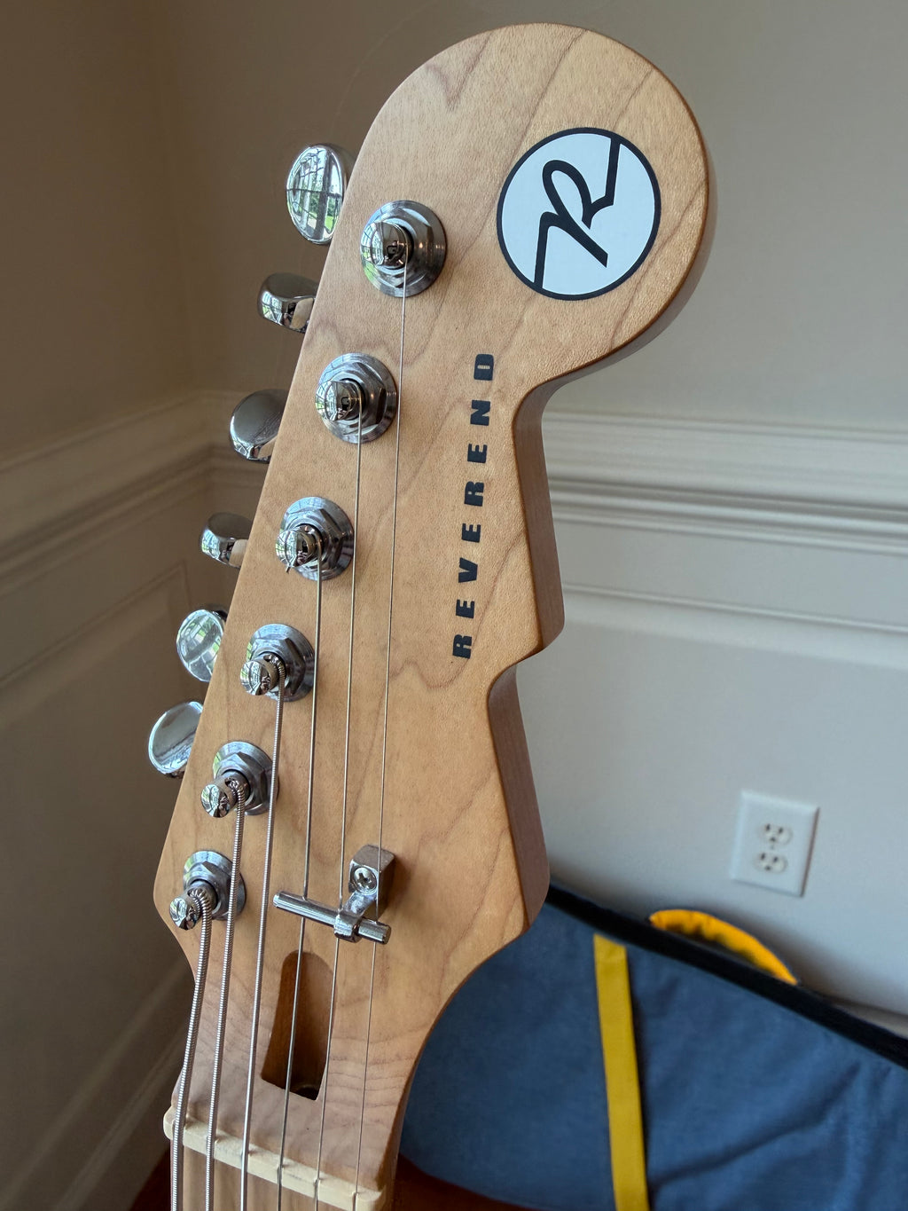 Reverend Descent W Baritone - Oceanside Green