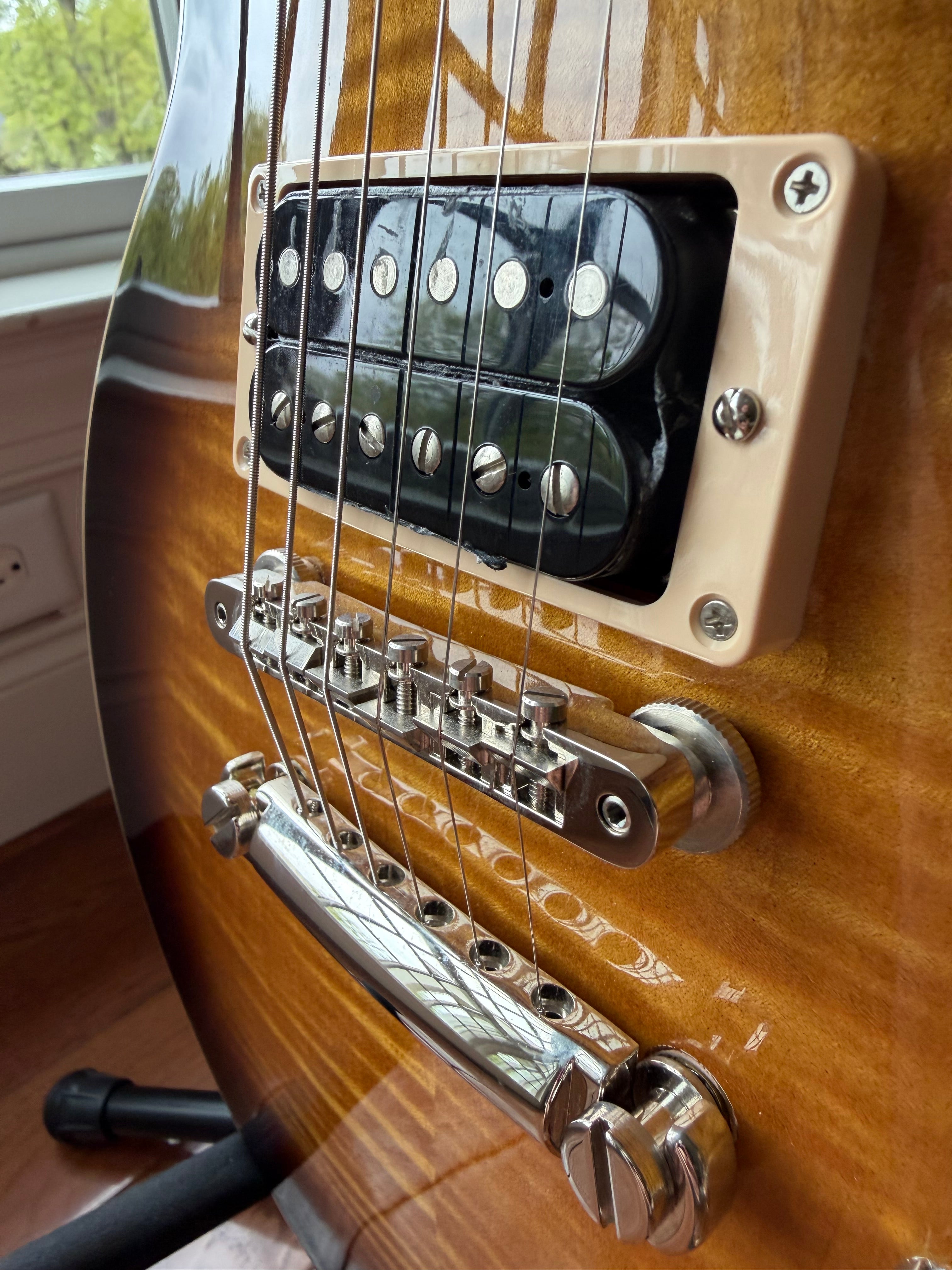 2023 Gibson Les Paul Standard Slash Signature - November Burst