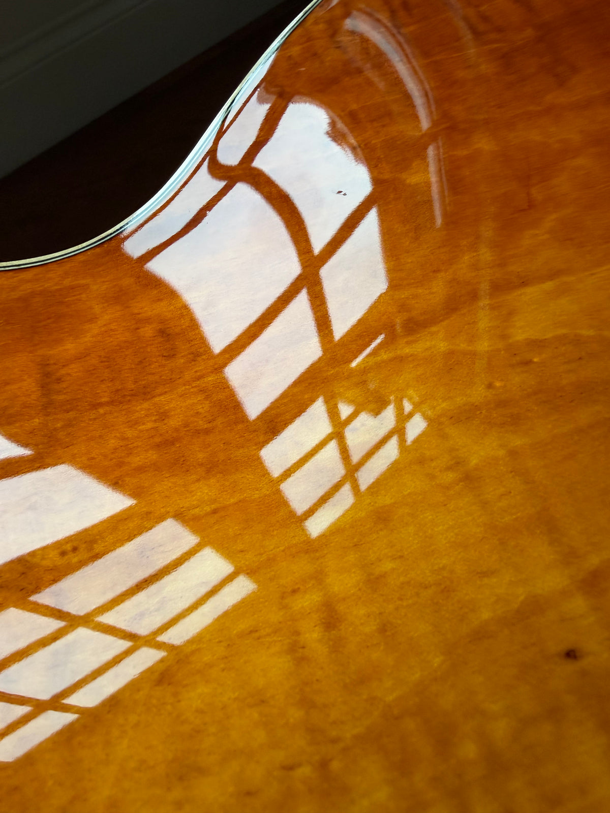 2023 Eastman AR580CE HB Archtop - Honey Burst