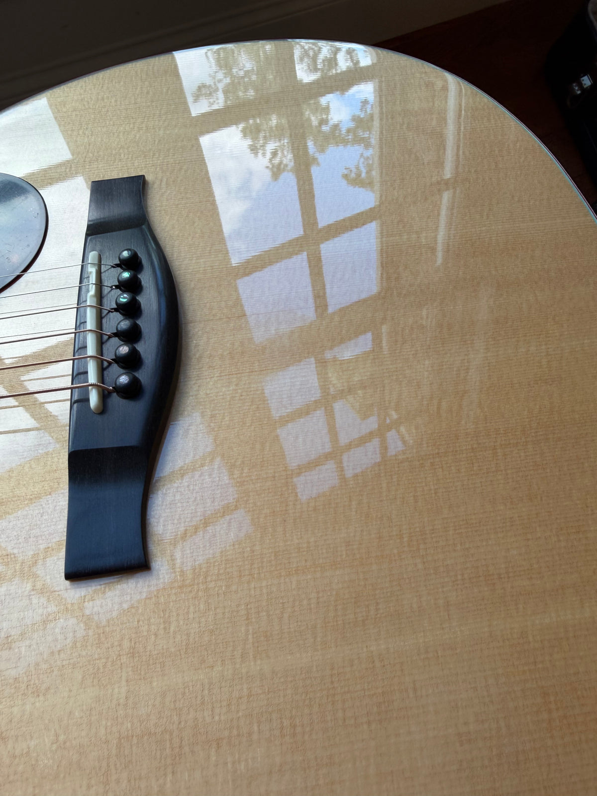 2025 Eastman L-OMCE-QS Acoustic Electric Guitar