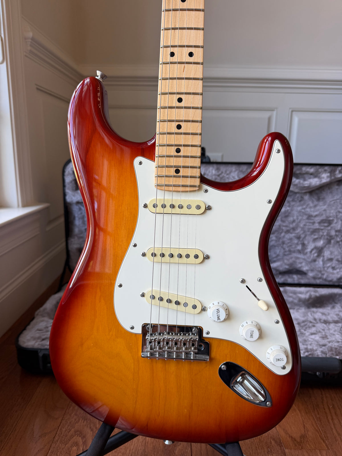 2016 Fender American Professional Stratocaster - Sienna Sunburst