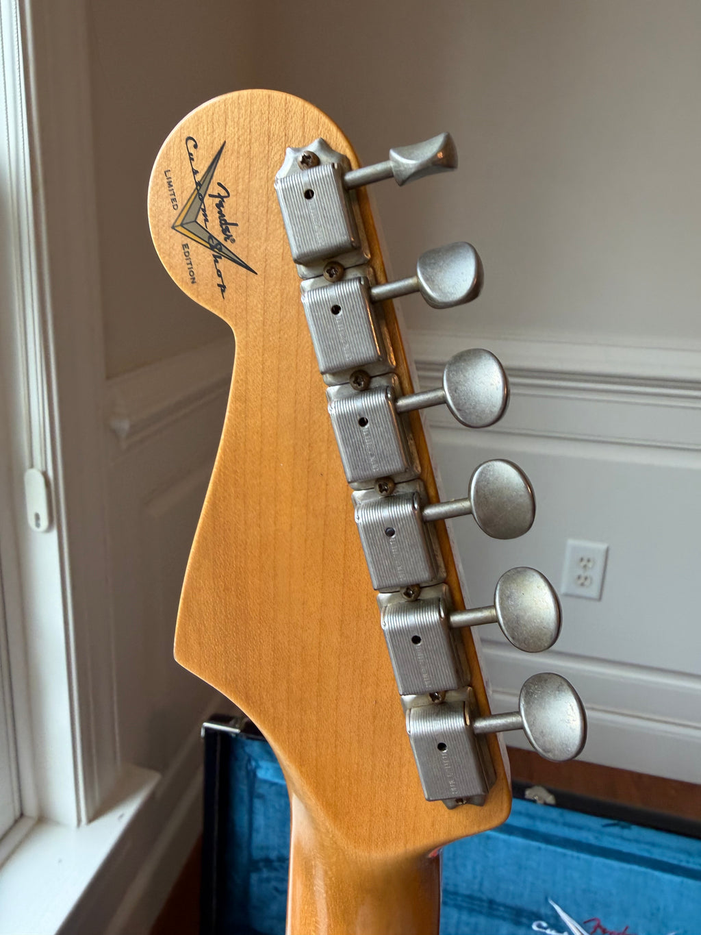 2026 Fender Custom Shop ‘64 Stratocaster L-Series Limited Journeyman - Aged Target 3-Tone Sunburst