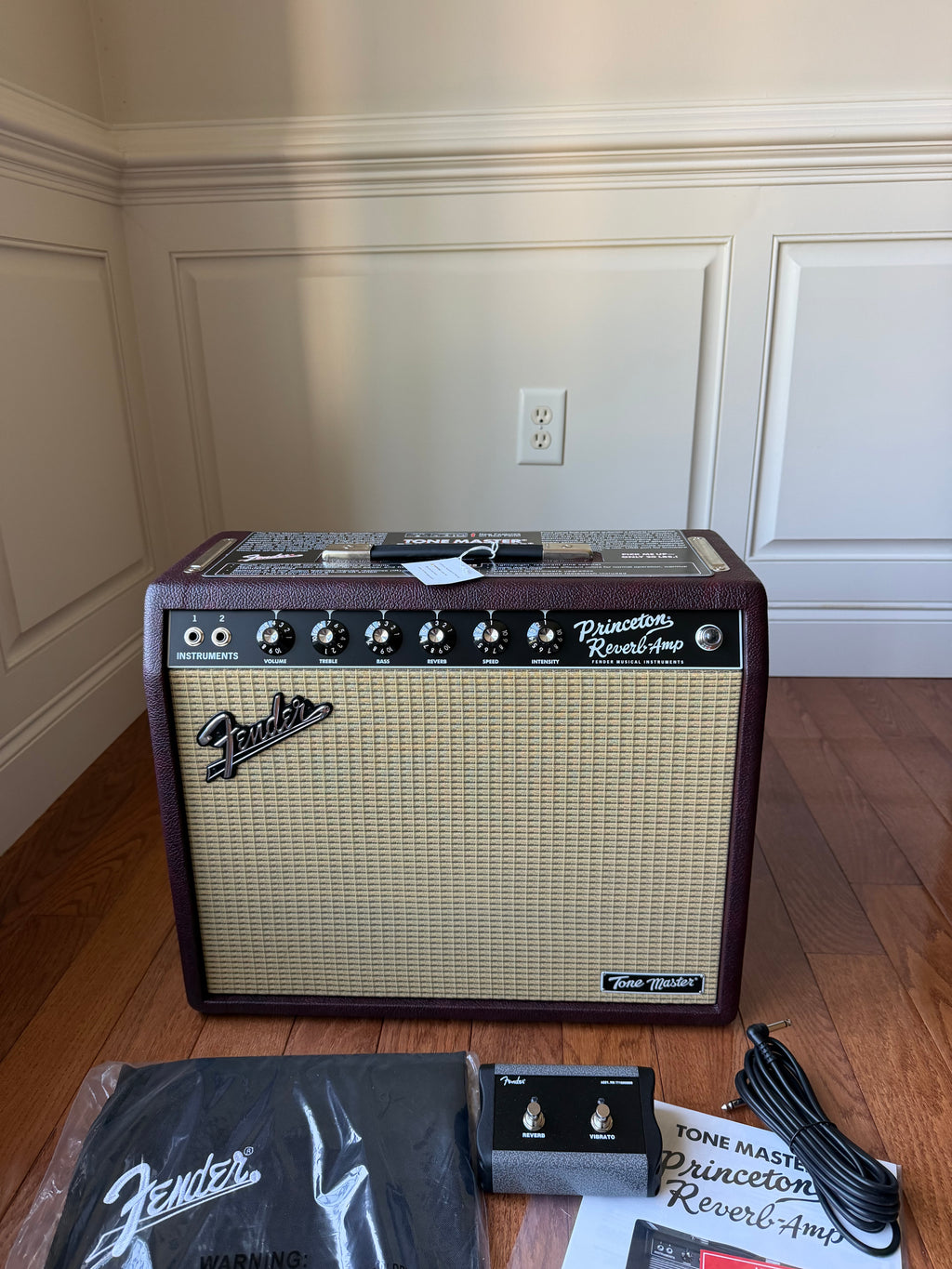 2025 Fender FSR Tone Master Princeton 12-Watt Guitar Amp Combo - Wine