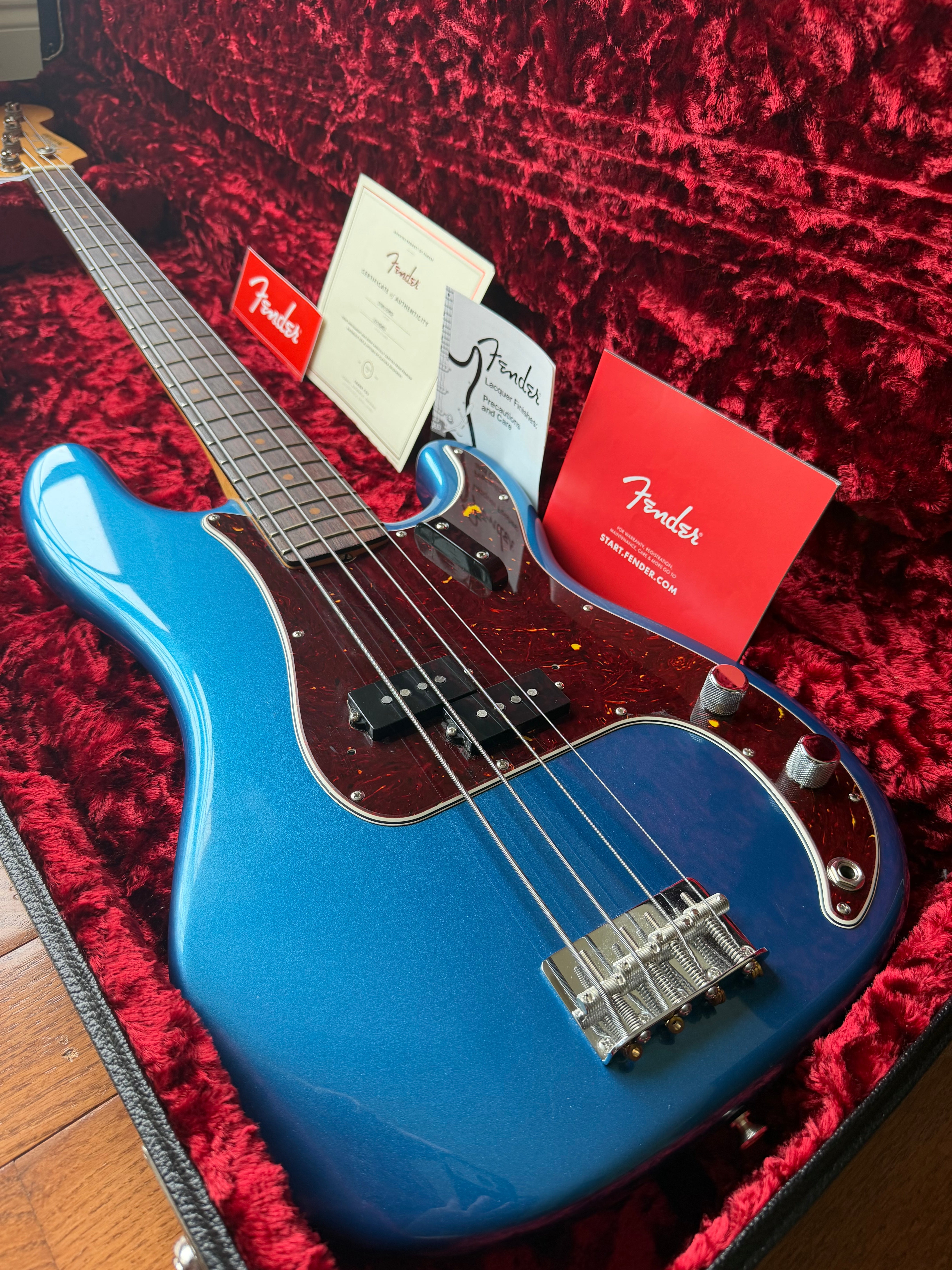 2022 Fender American Original 60s Precision Bass Rosewood - Lake