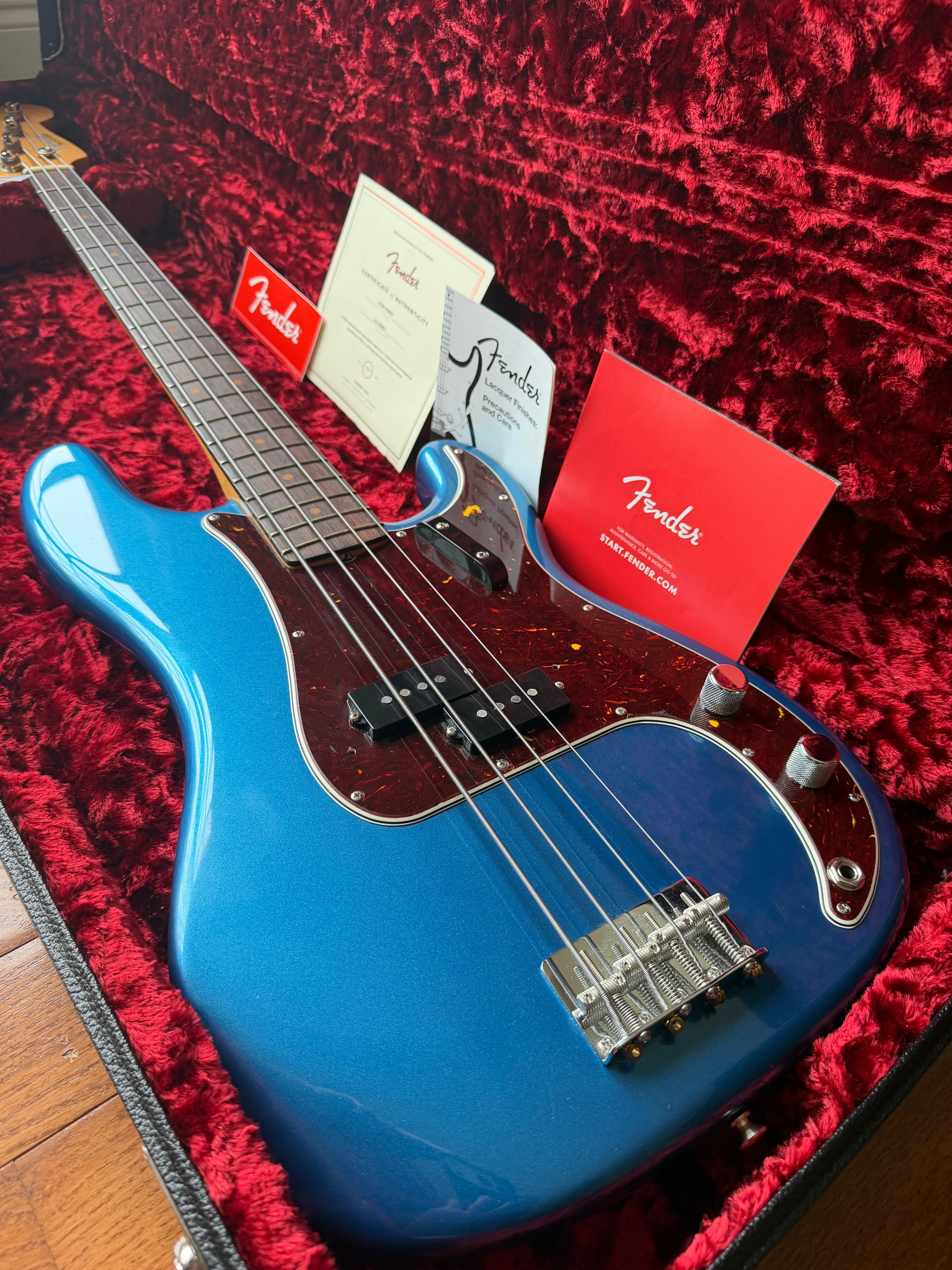 2022 Fender American Original 60s Precision Bass Rosewood - Lake Placid Blue
