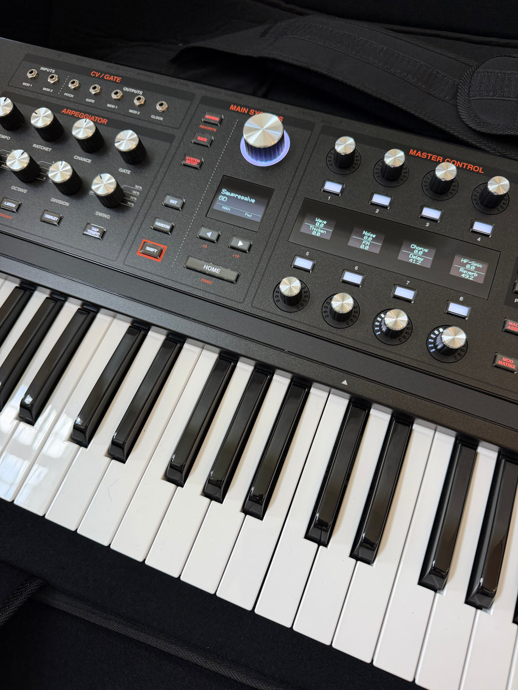 ASM Hydrasynth Deluxe Keyboard Synth