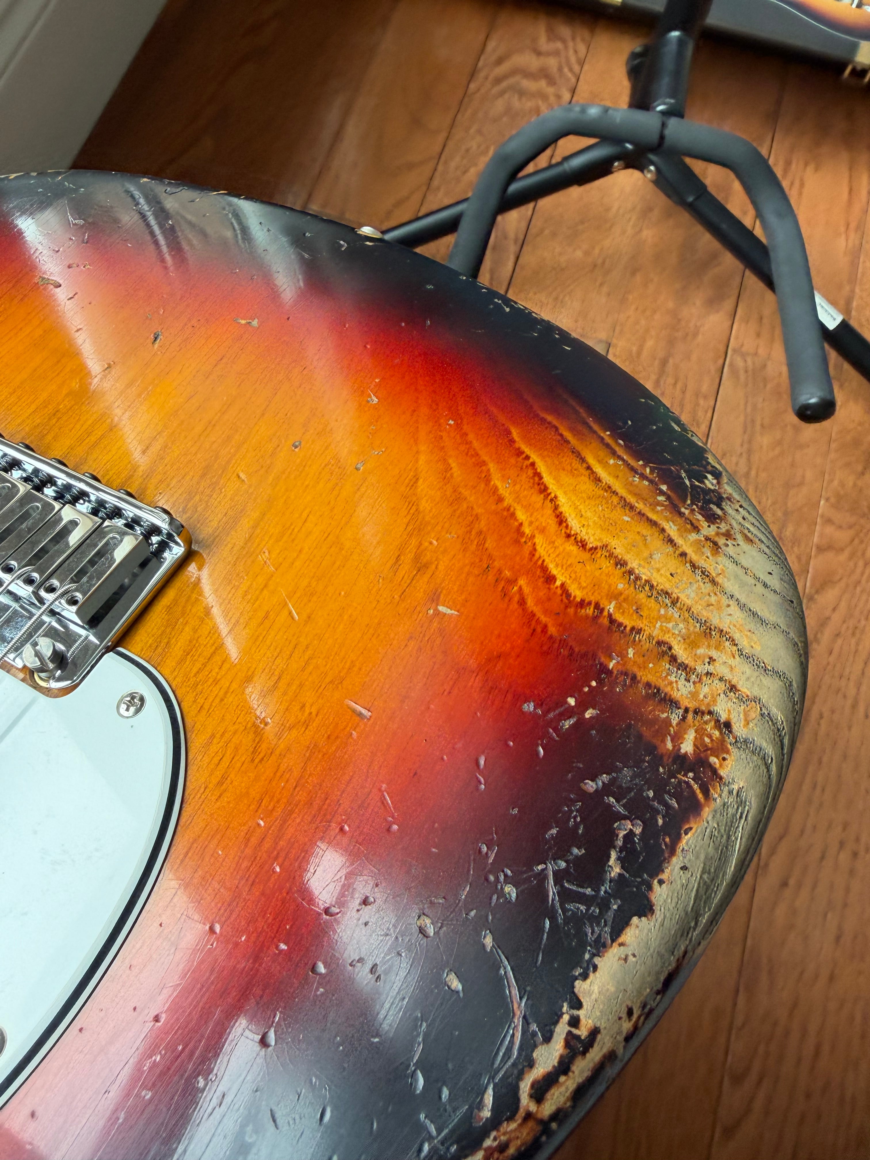 2026 Fender Custom Shop Stratocaster Custom Deluxe SR25 Heavy Relic - Aged 3 Color Sunburst - Image 13