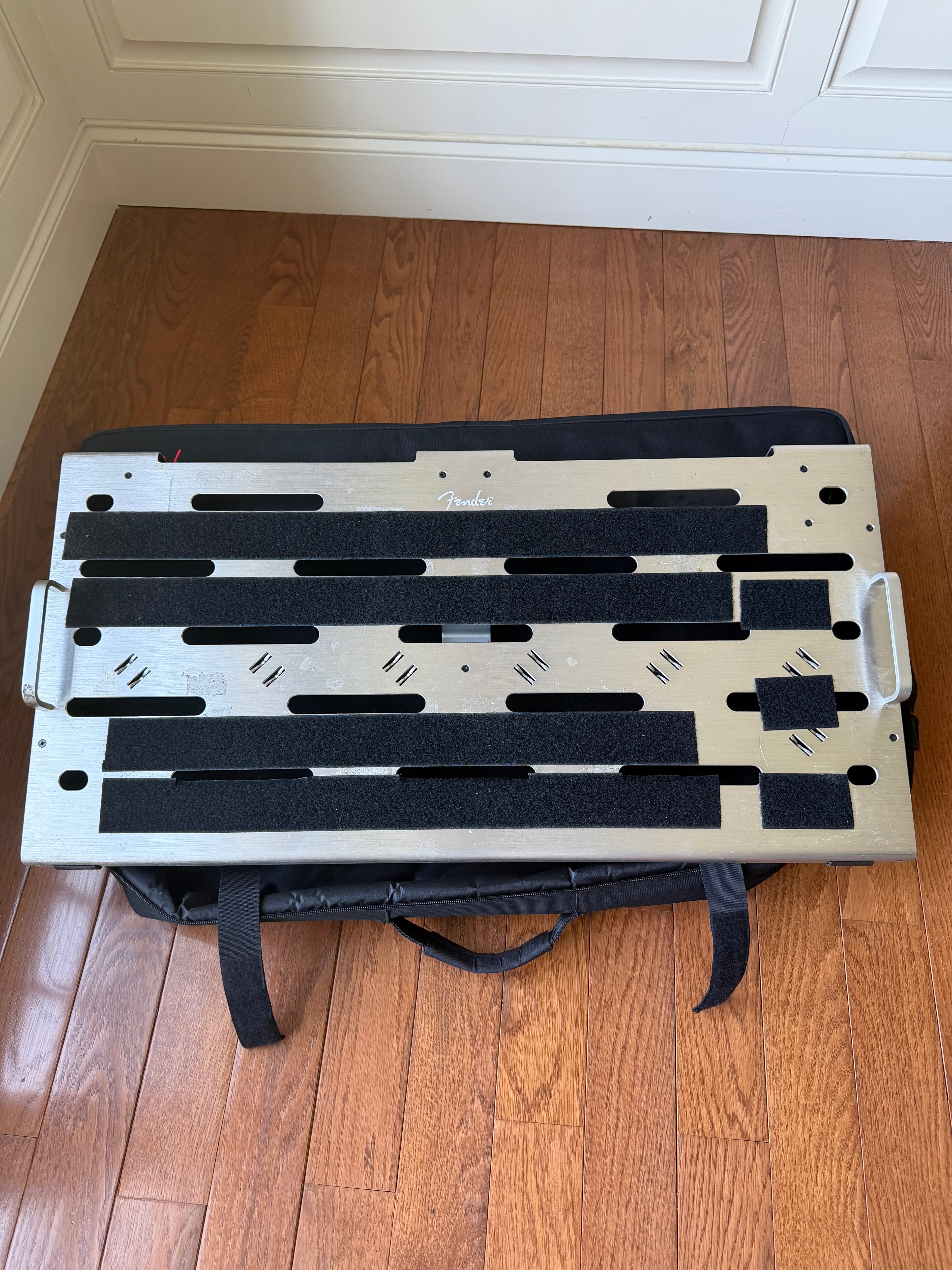 Fender Professional Pedal Board - Large 32”x16”x2.95”