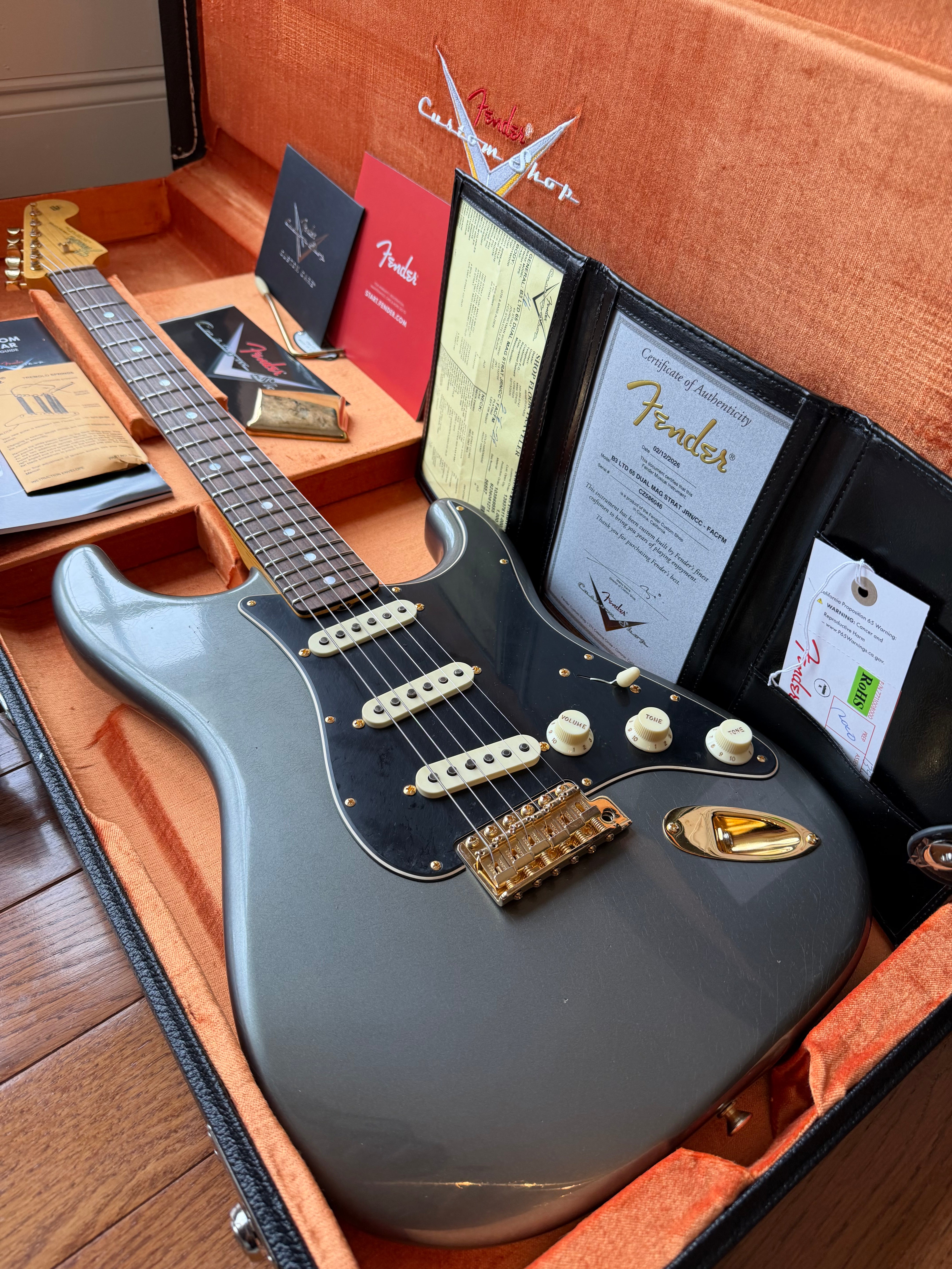 2026 Fender Custom Shop '65 Stratocaster Dual Mag B3 Limited Edition Journeyman - Charcoal Frost Metallic - Image 1