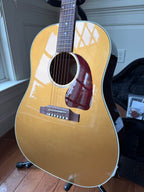 2026 Gibson J-45 Standard - Gold Top
