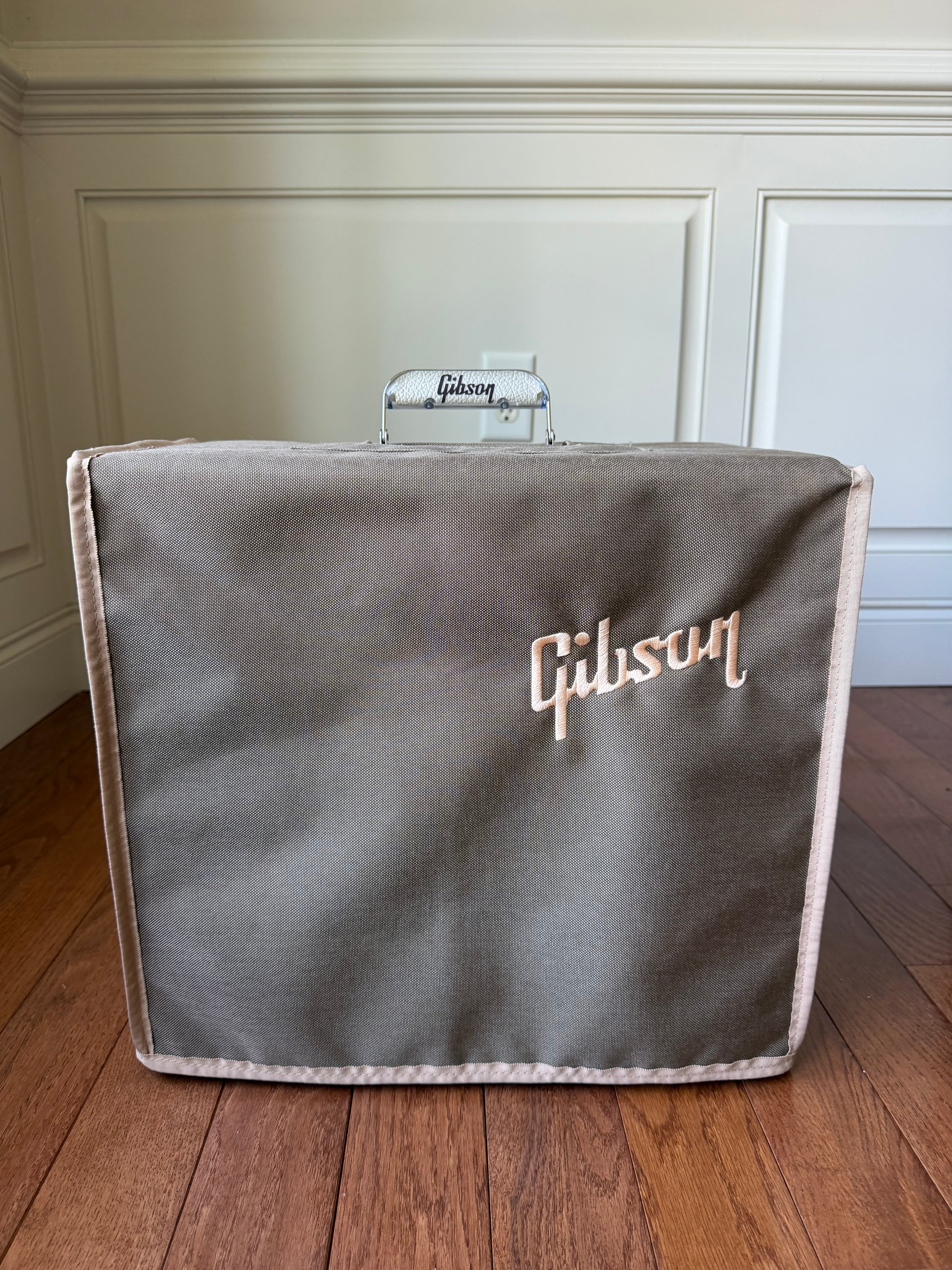 Gibson Falcon 5 7-Watt 1x10" Guitar Combo - Cream Bronco Vinyl with Oxblood Grille