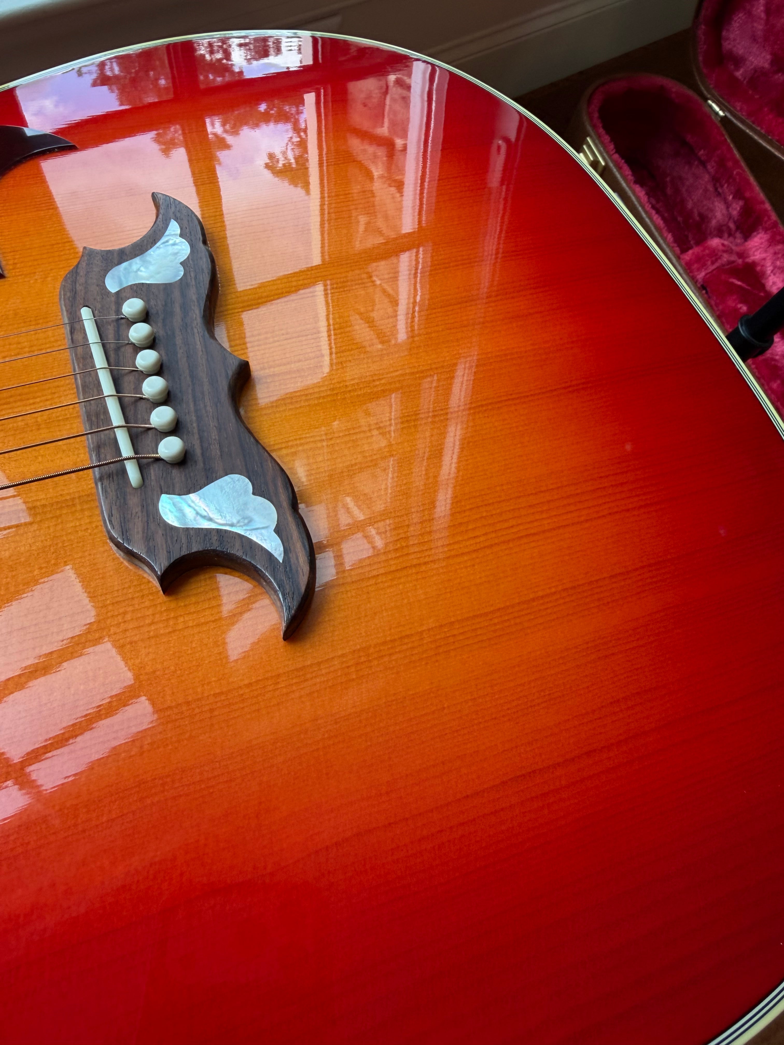 2023 Gibson Dove Original - Vintage Cherry Sunburst