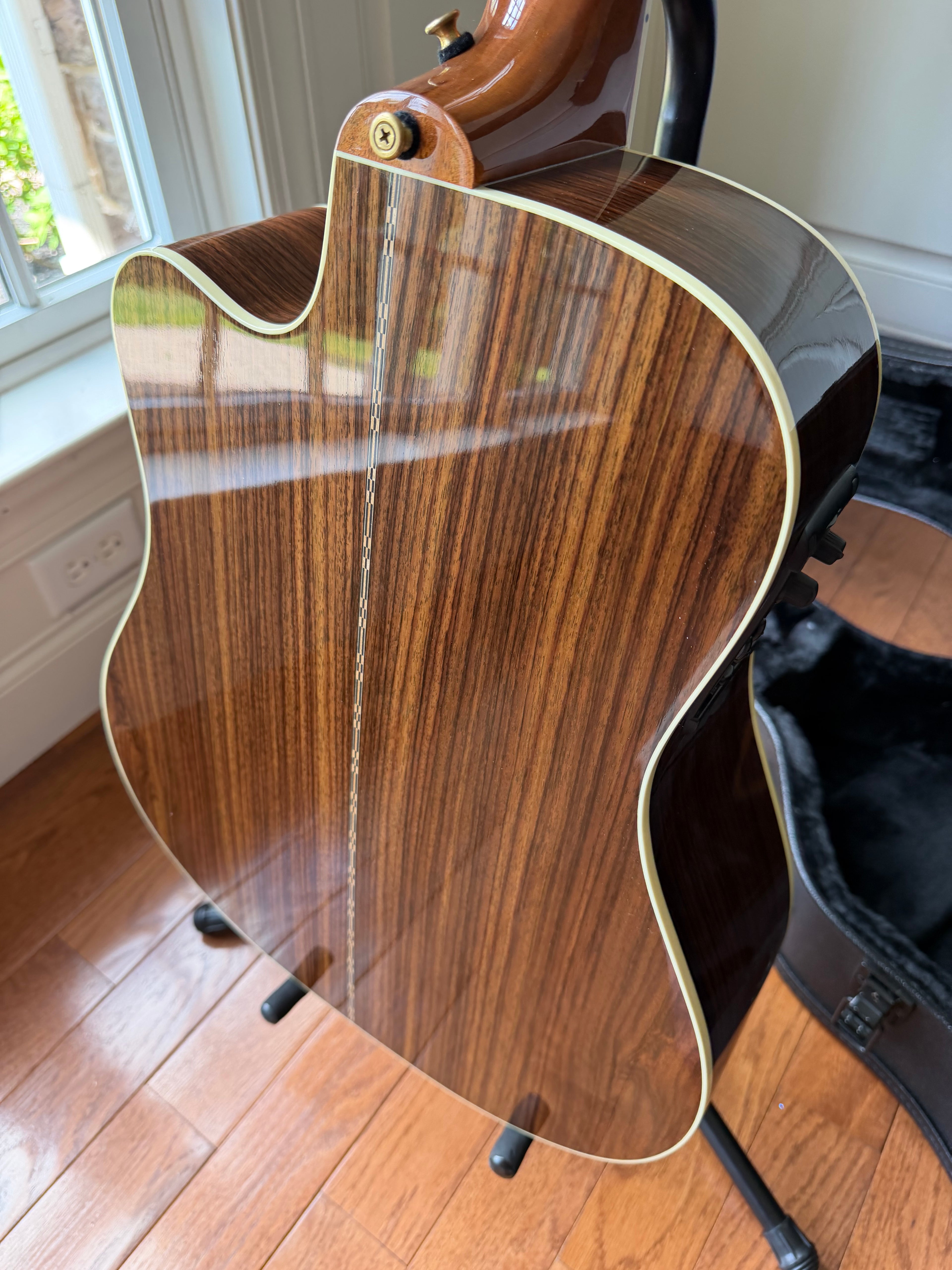 2024 Gibson Songwriter Standard EC Electric Cutaway