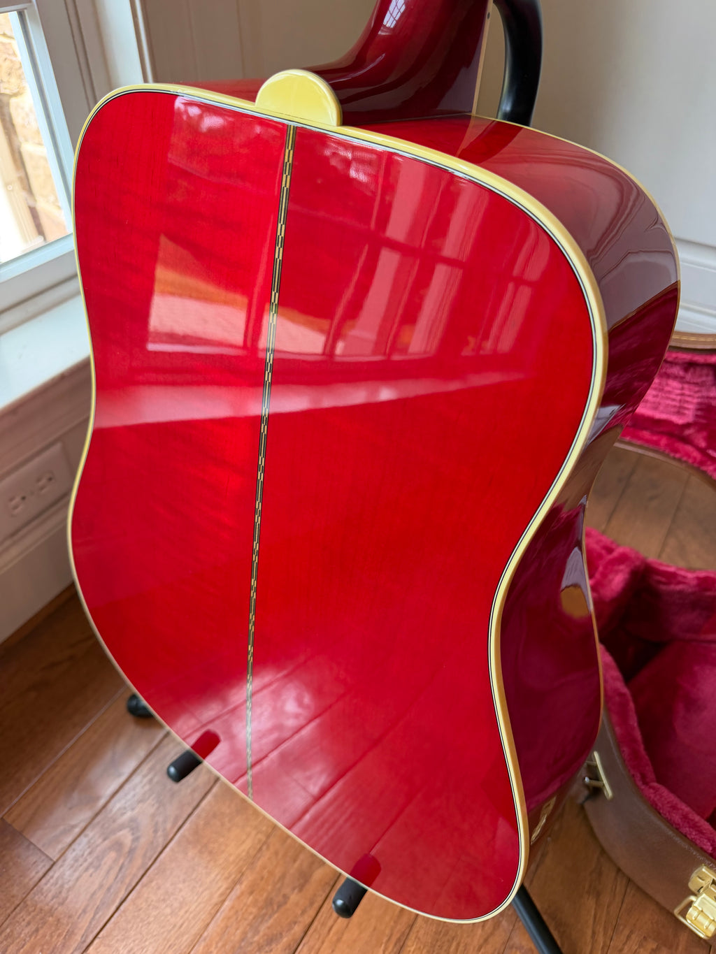 2023 Gibson Dove Original - Vintage Cherry Sunburst