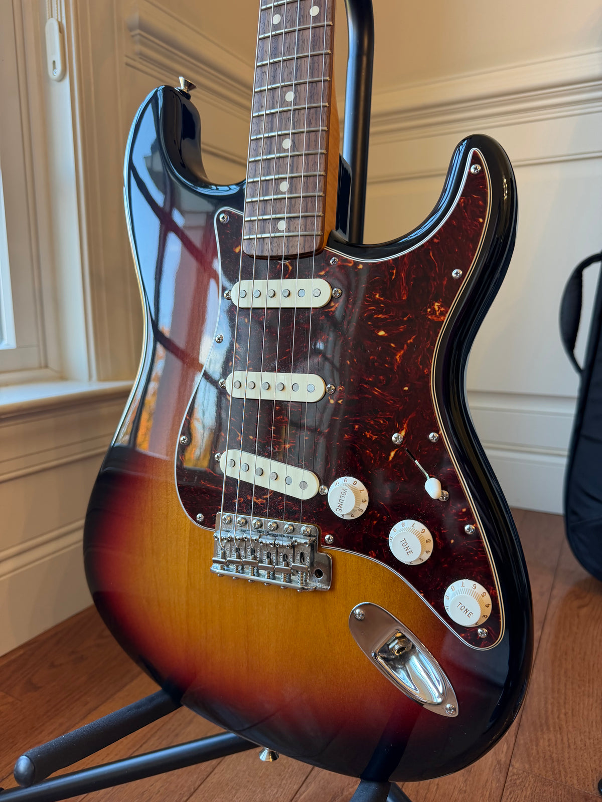 2008 Fender John Mayer Signature Stratocaster - 3 Tone Sunburst