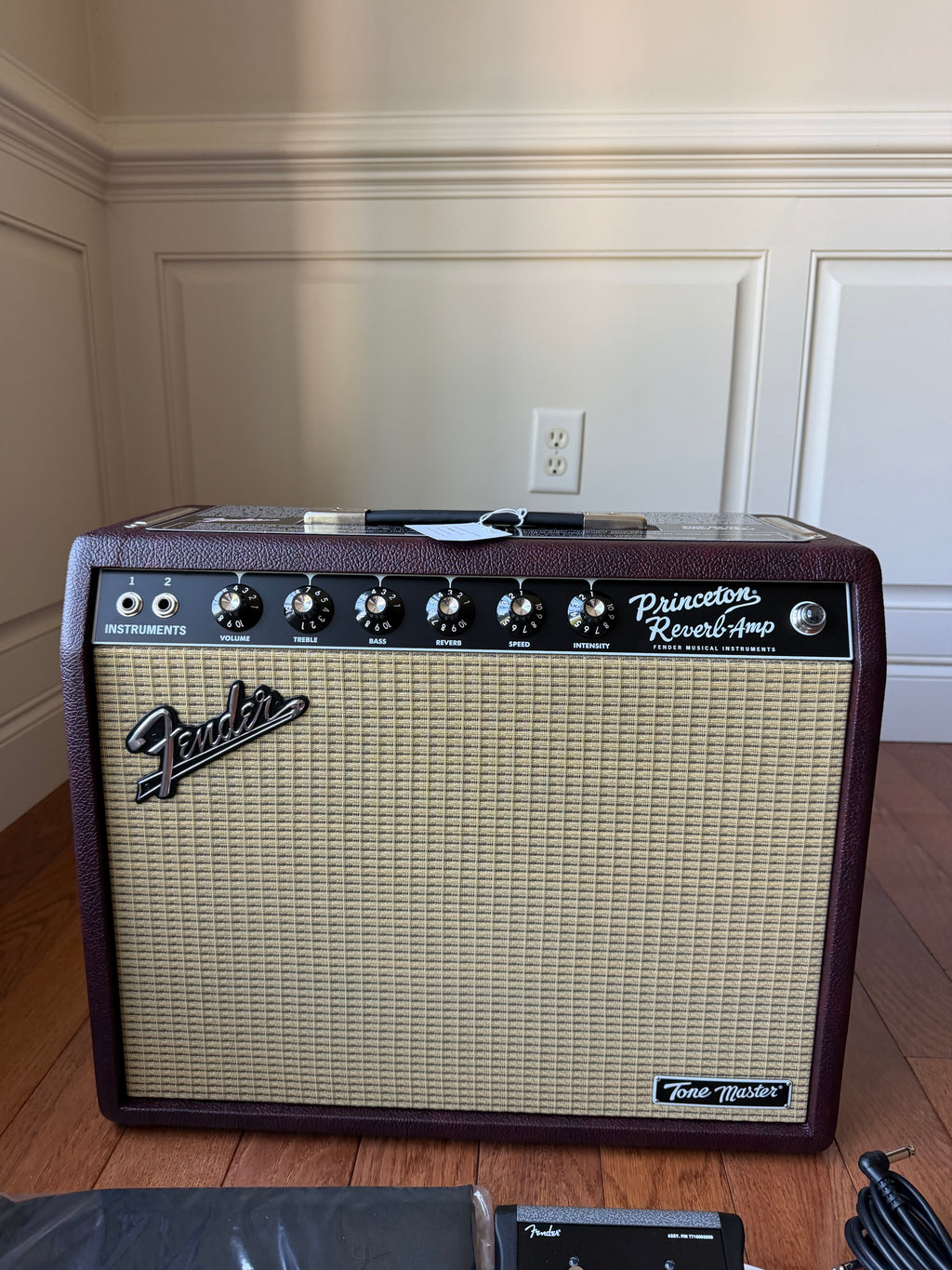 2025 Fender FSR Tone Master Princeton 12-Watt Guitar Amp Combo - Wine