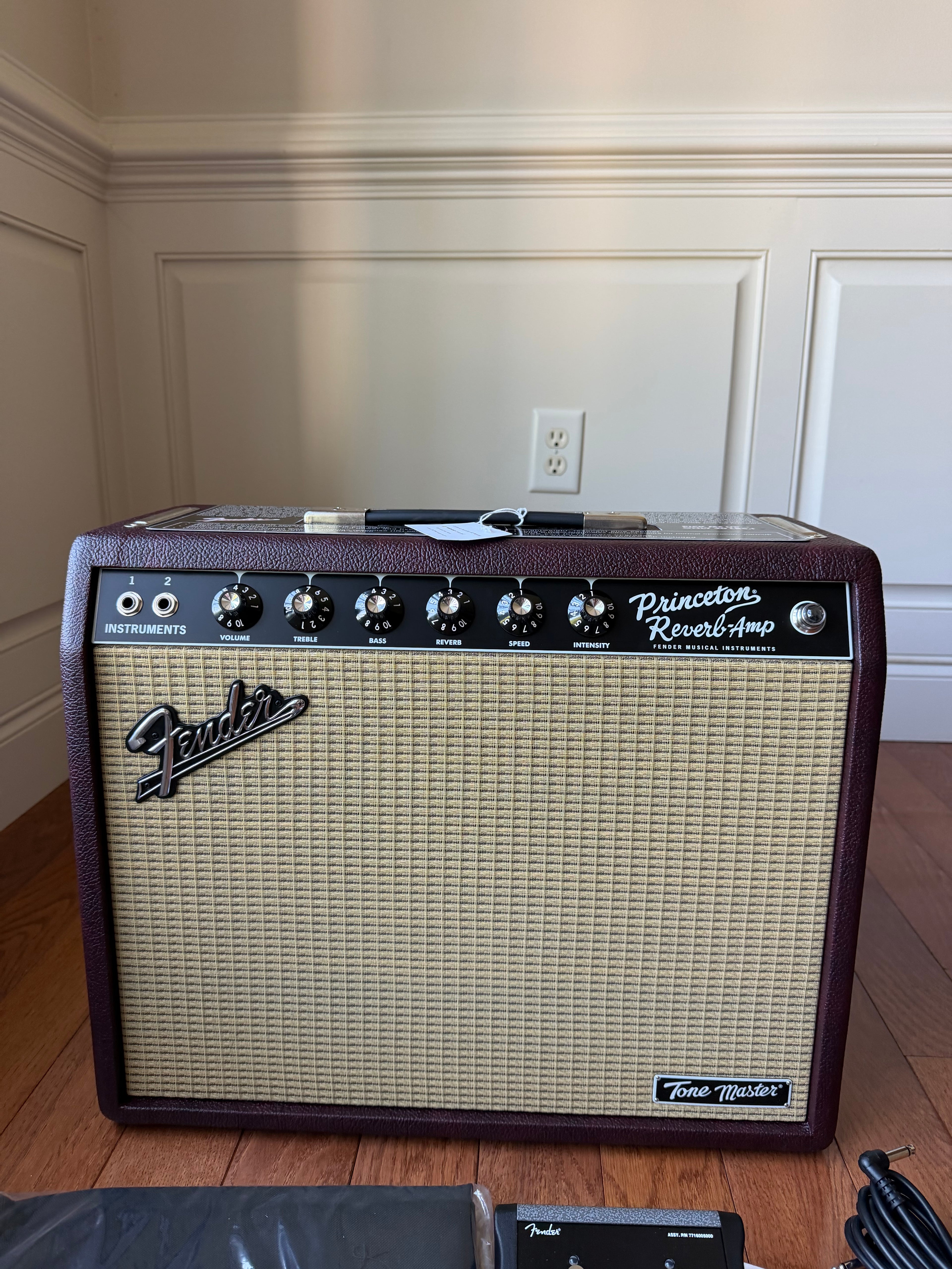 2025 Fender FSR Tone Master Princeton 12-Watt Guitar Amp Combo - Wine