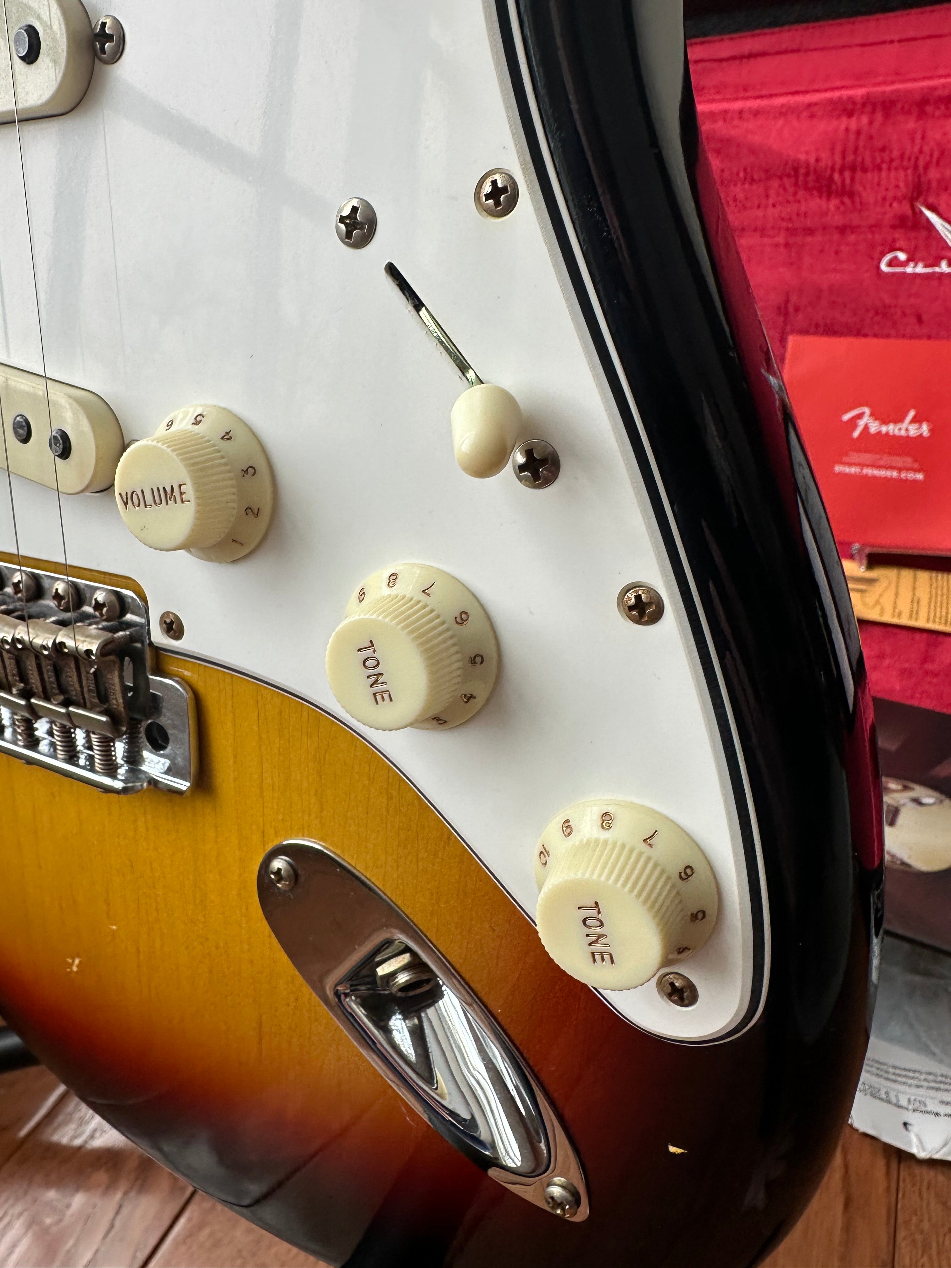 2023 Fender Custom Shop Postmodern Stratocaster Journeyman Maple - Bleached 3 Tone Sunburst - Image 6
