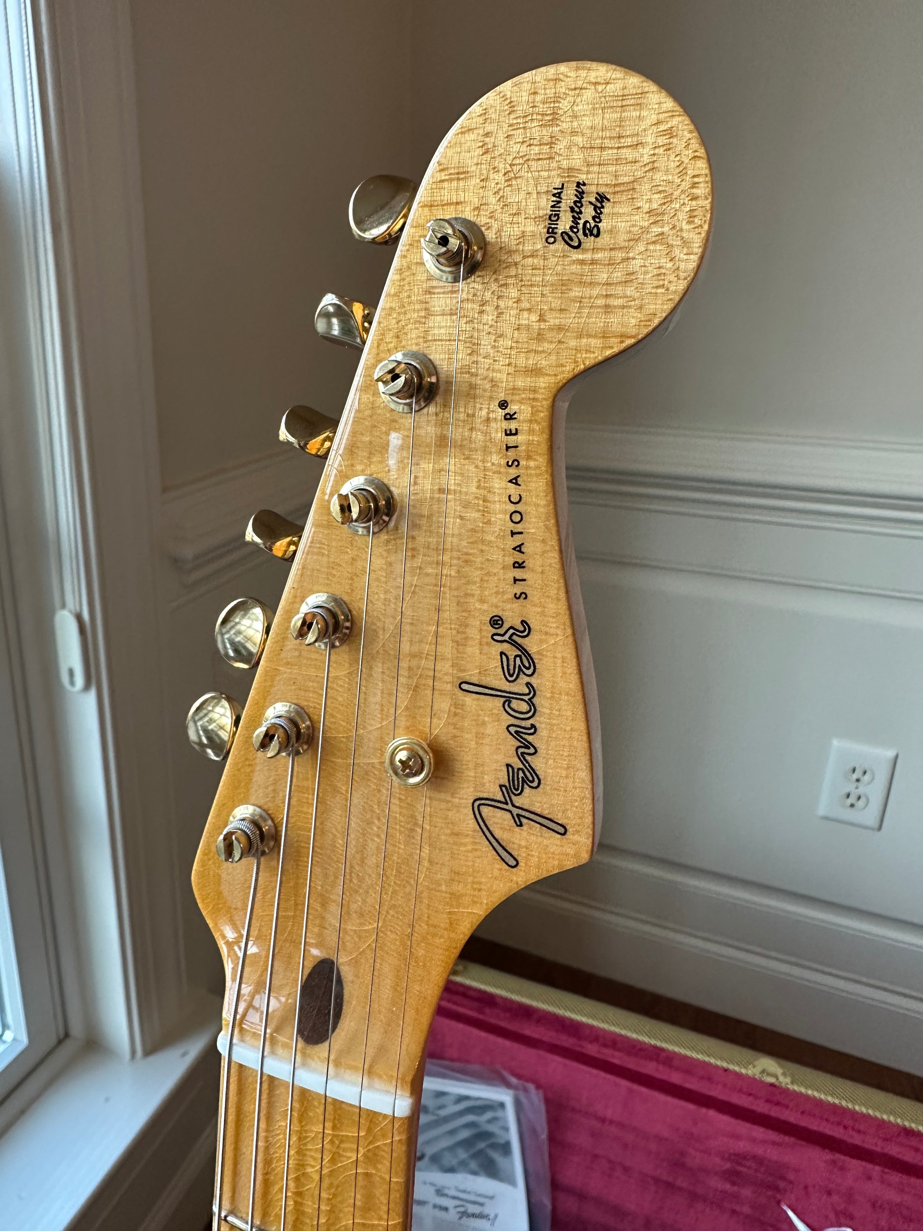 2025 Fender Custom Shop '54 Stratocaster B4 70th Anniversary Deluxe Closer Classic - Shell Pink - Image 8