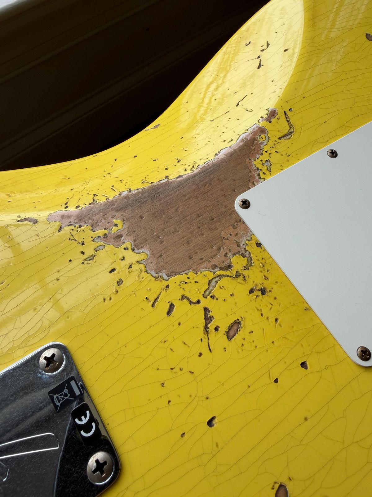2026 Fender Custom Shop ‘69 Stratocaster SR25 Heavy Relic Matching Reverse Headstock - Aged Canary Yellow