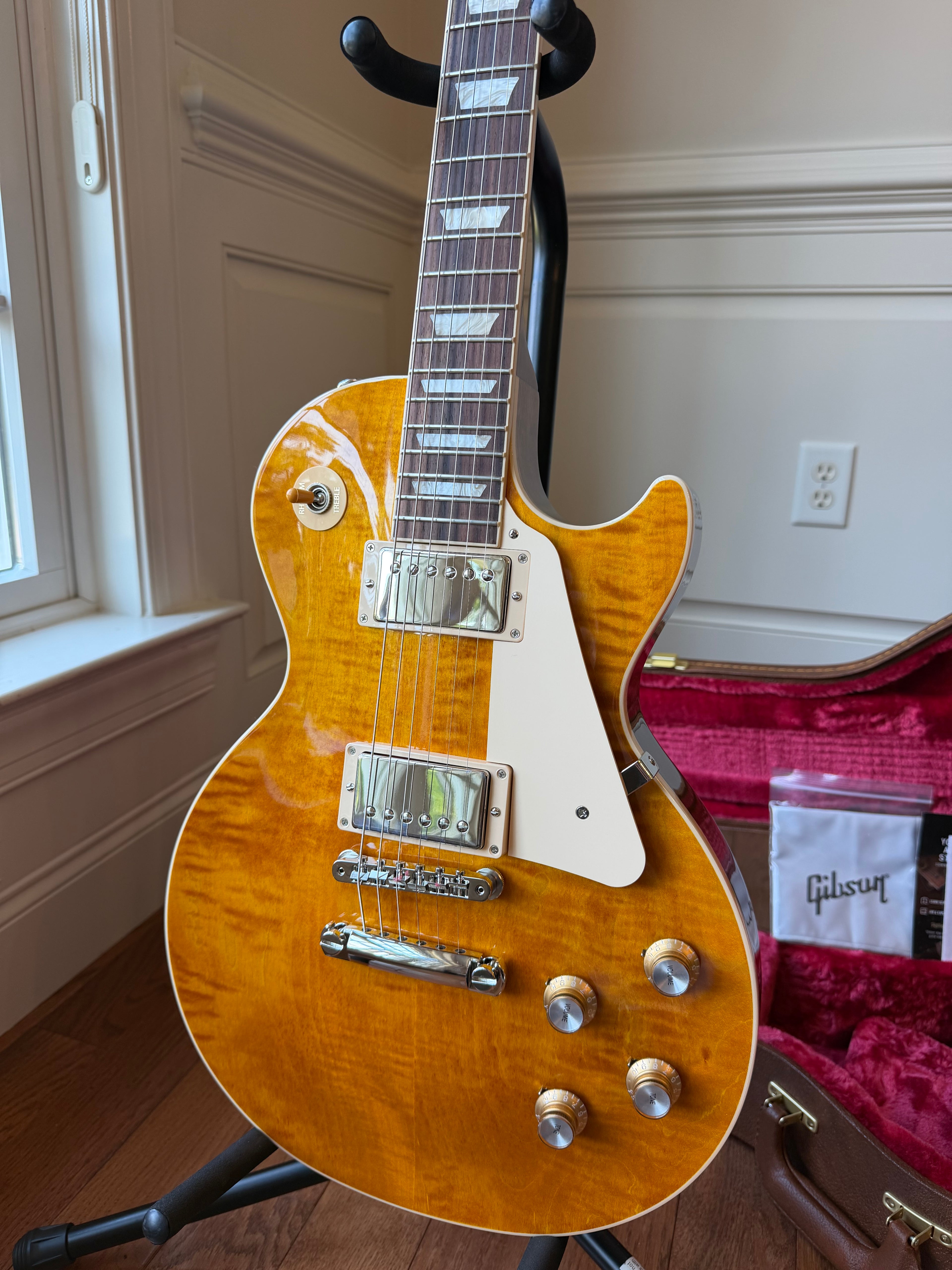 2026 Gibson Les Paul Standard 60s Figured Top - Honey Amber