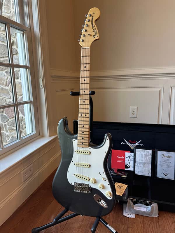 2024 Fender Custom Shop '69 Reissue Stratocaster Journeyman Relic Aged Charcoal Frost Metallic
