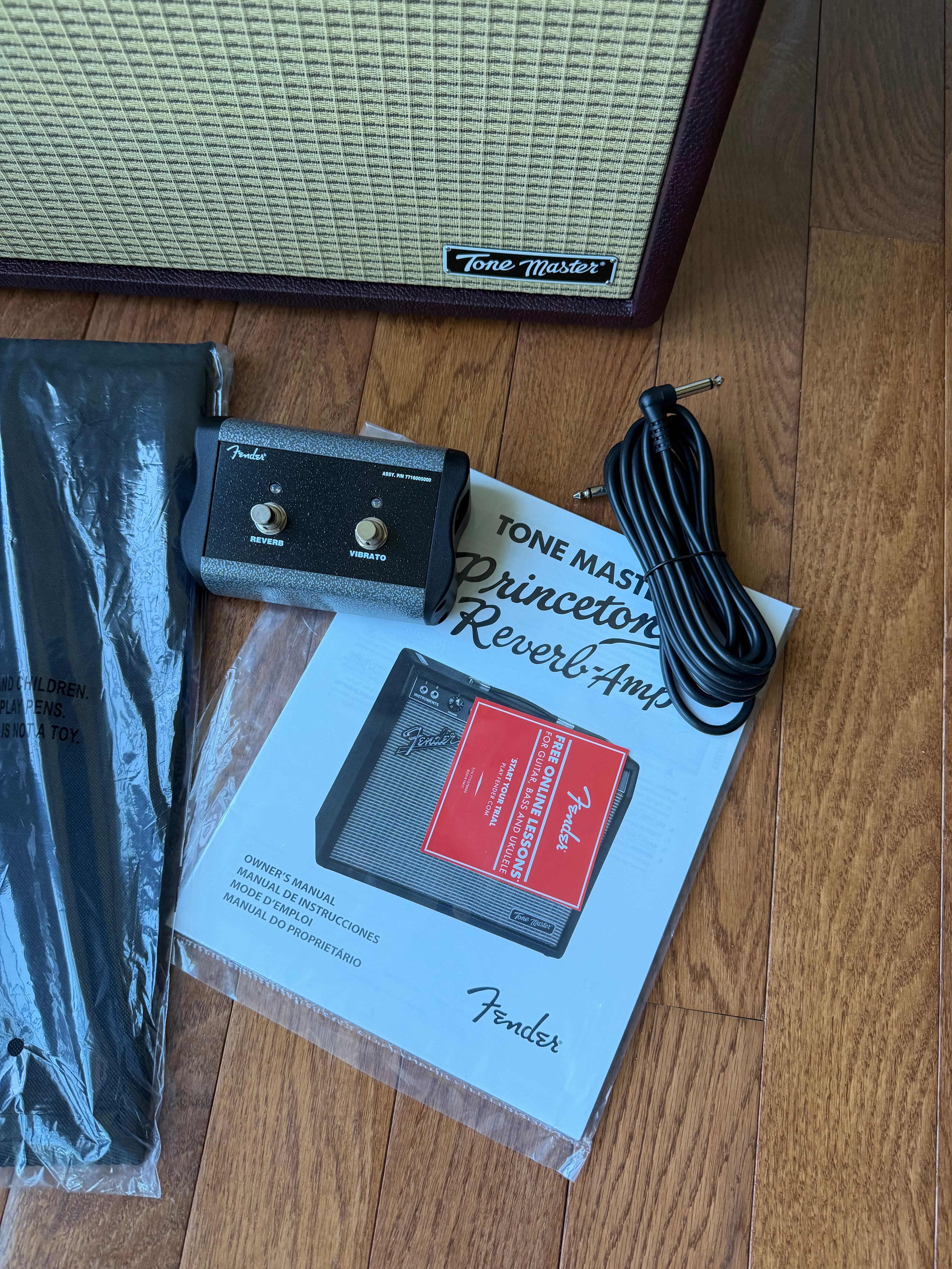 2025 Fender FSR Tone Master Princeton 12-Watt Guitar Amp Combo - Wine