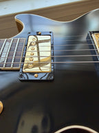 2021 Gibson Les Paul Standard Bigsby Stinger Gold Hardware - Black and Gold