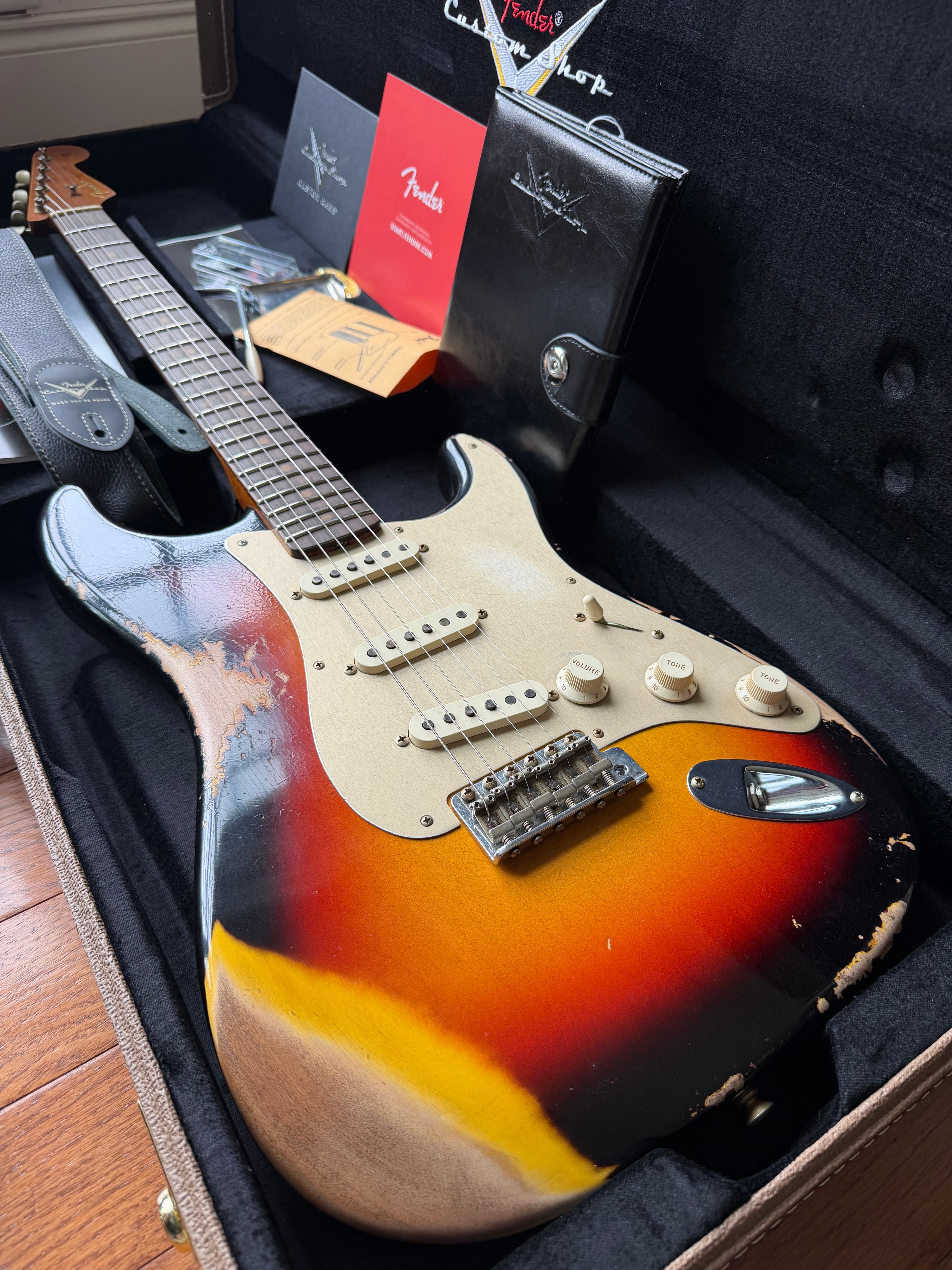 2026 Fender Custom Shop ‘59 Stratocaster Limited Heavy Relic - Wide Fade 3-Color Sunburst