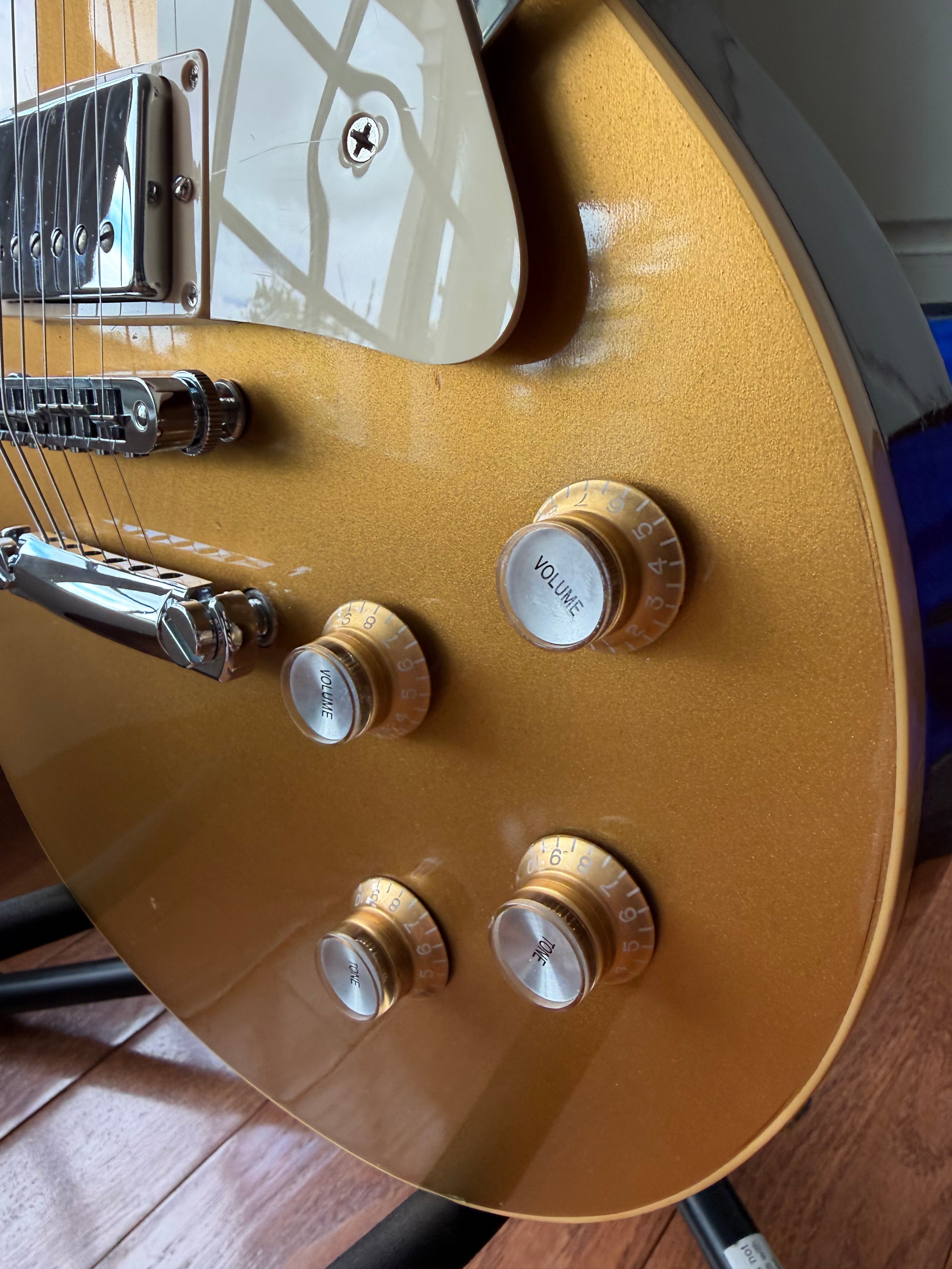 1980 Gibson Les Paul Standard - Gold Top