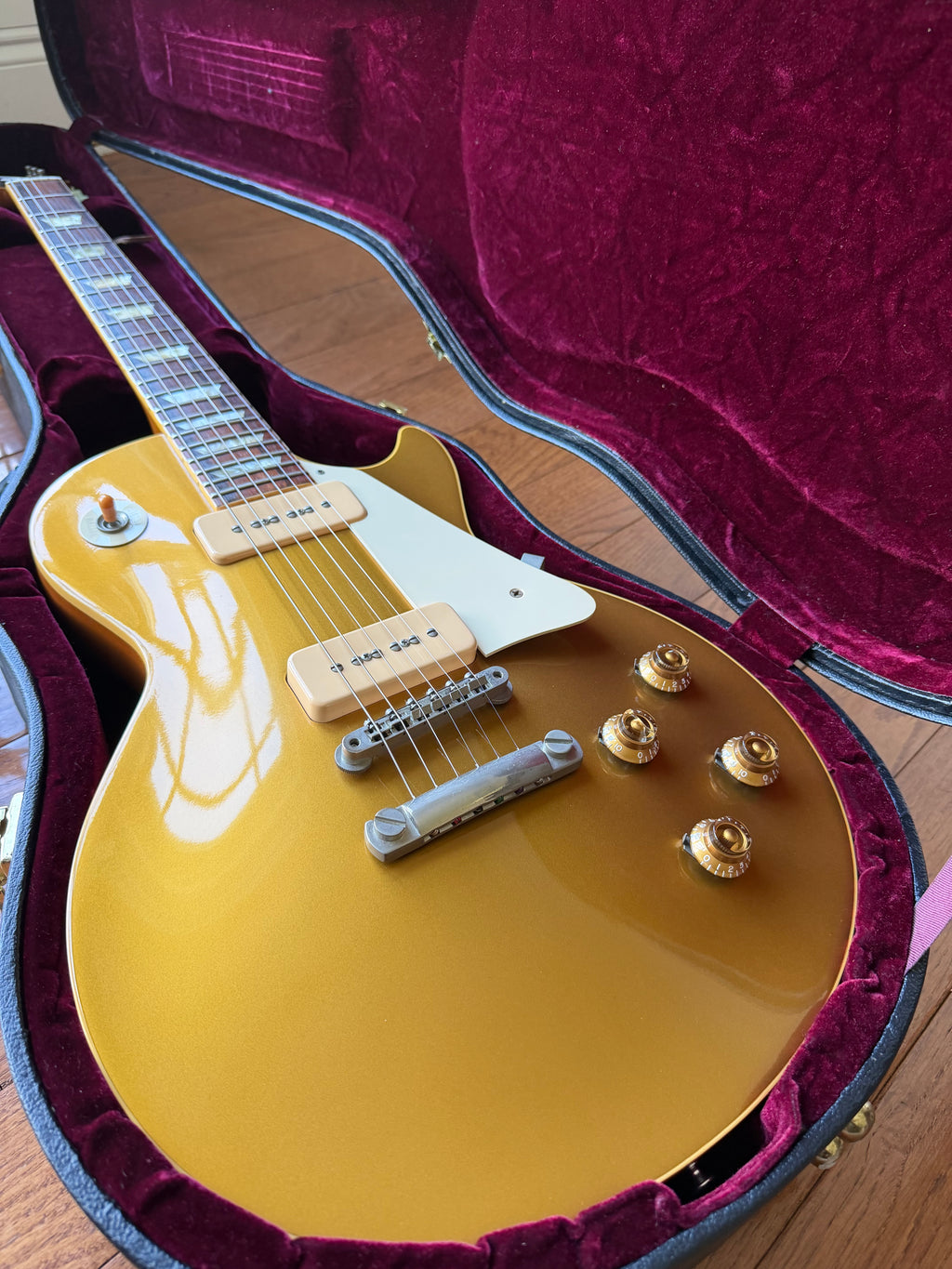 2004 Gibson Custom Shop ‘56 Reissue R6 Les Paul Standard - Gold Top