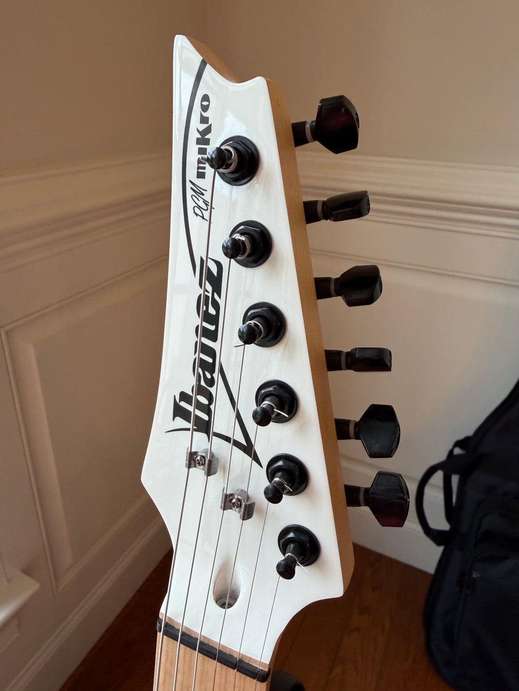 Ibanez PGMM31 Paul Gilbert Signature Mikro - White