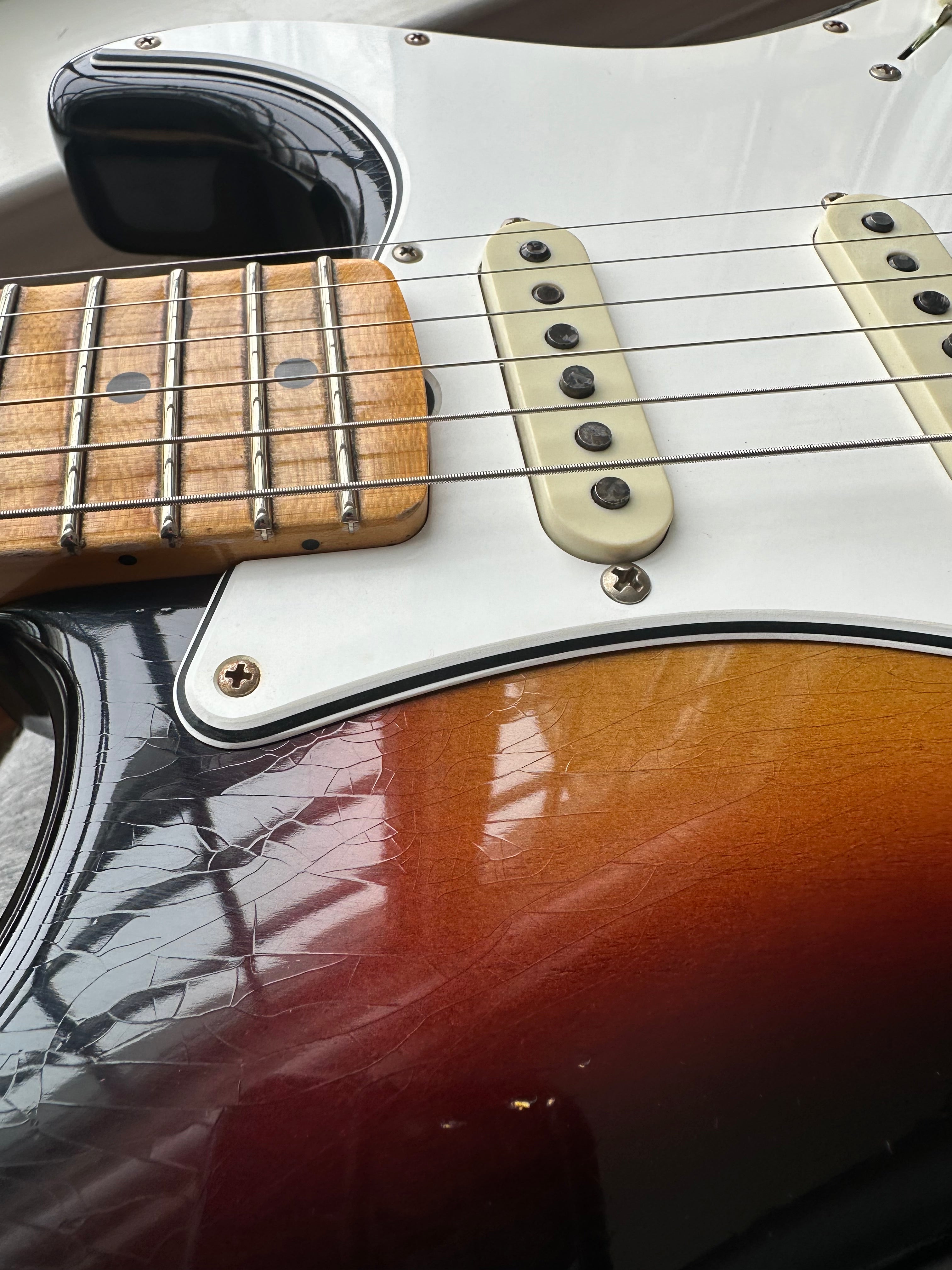 2023 Fender Custom Shop Postmodern Stratocaster Journeyman Maple - Bleached 3 Tone Sunburst - Image 11