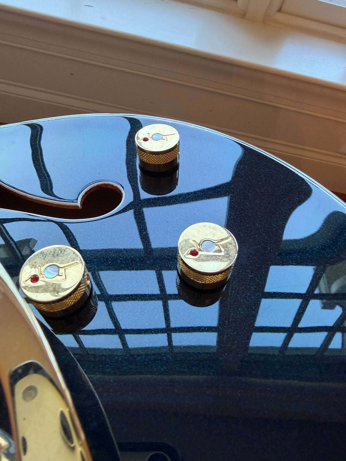 2025 Gretsch Falcon Pro Center Block LTD Limited Edition - Midnight Sapphire Blue
