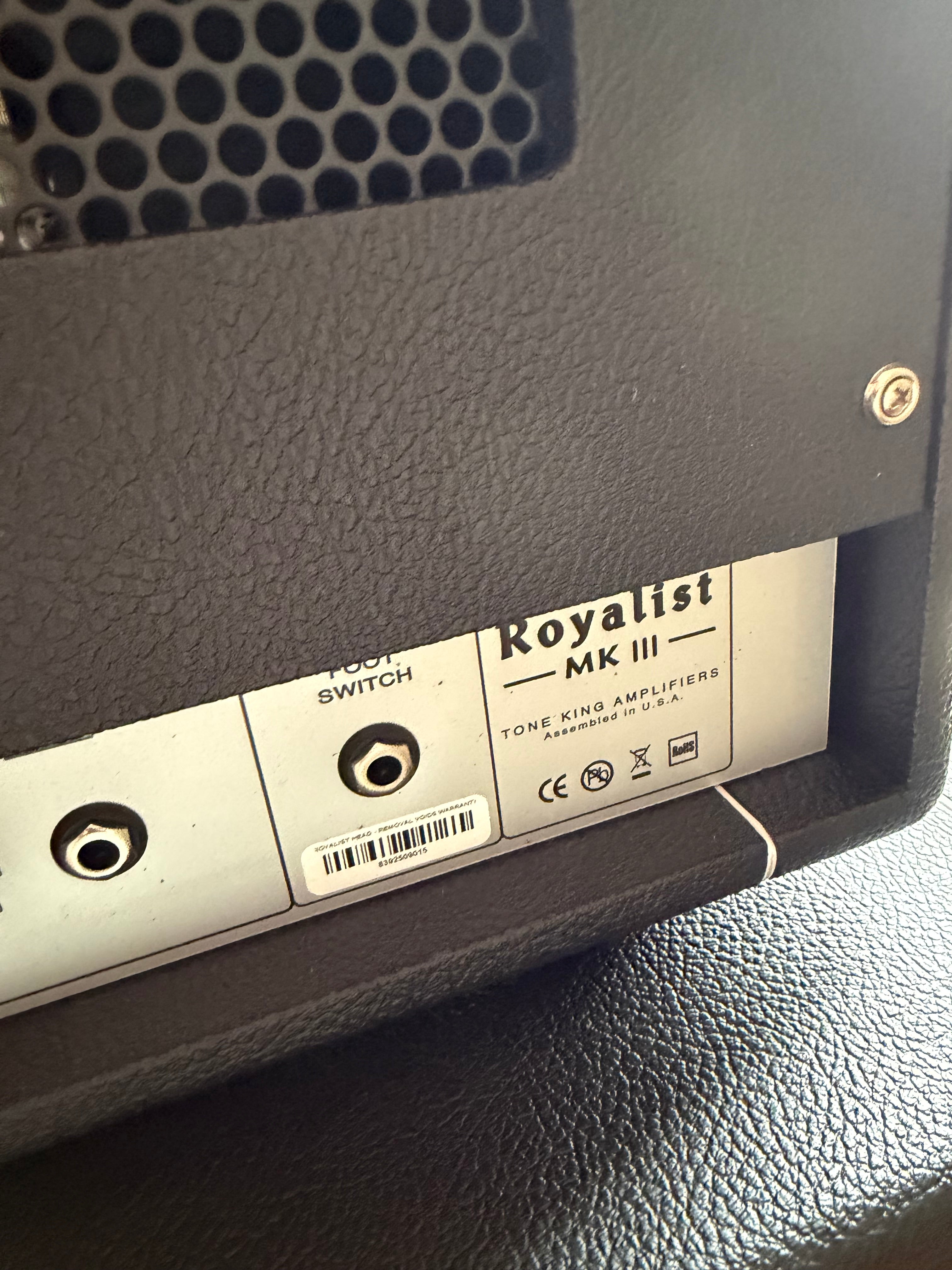 Tone King Royalist MKIII 40W Tube Amplifier Head with 2 x 12-inch 120W Closed-back Cab - Black - Image 12