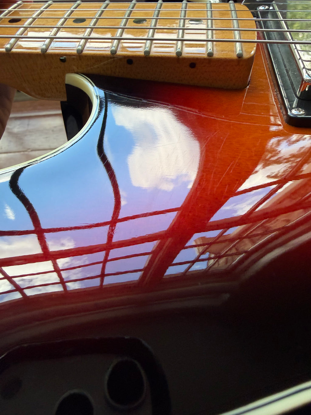 Squier Classic Vibe Starcaster - 3-Tone Sunburst
