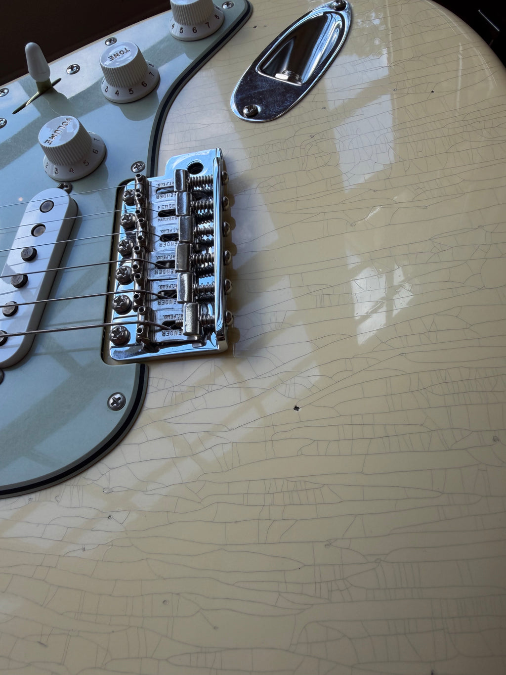 2025 Fender Custom Shop ‘65 Stratocaster W25 Journeyman - Aged Vintage White