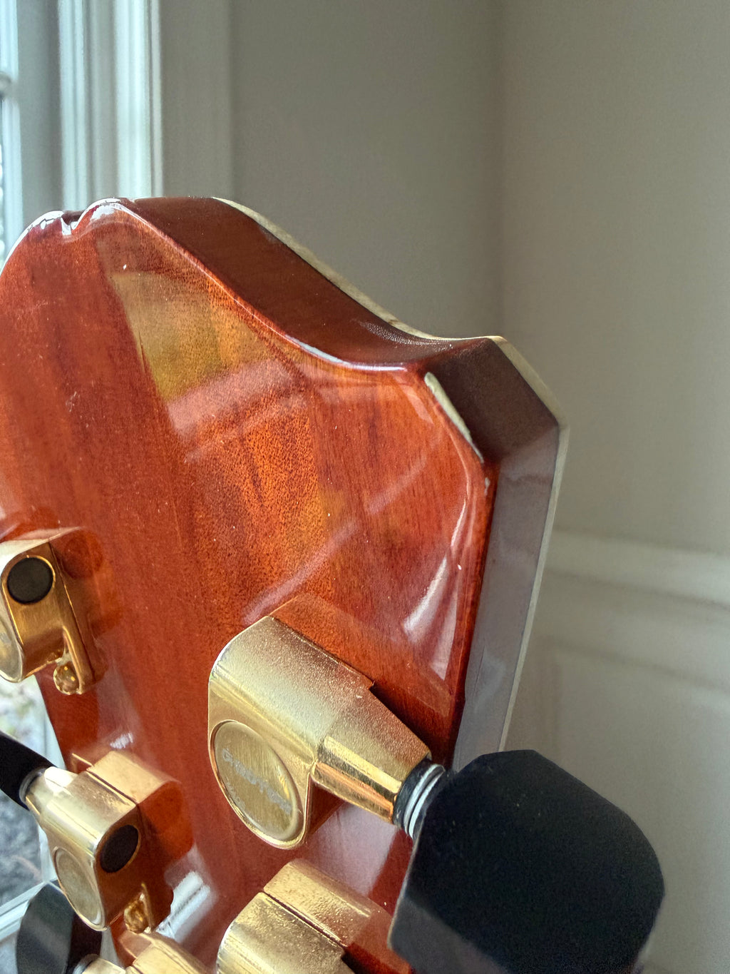 2023 Eastman AR580CE HB Archtop - Honey Burst