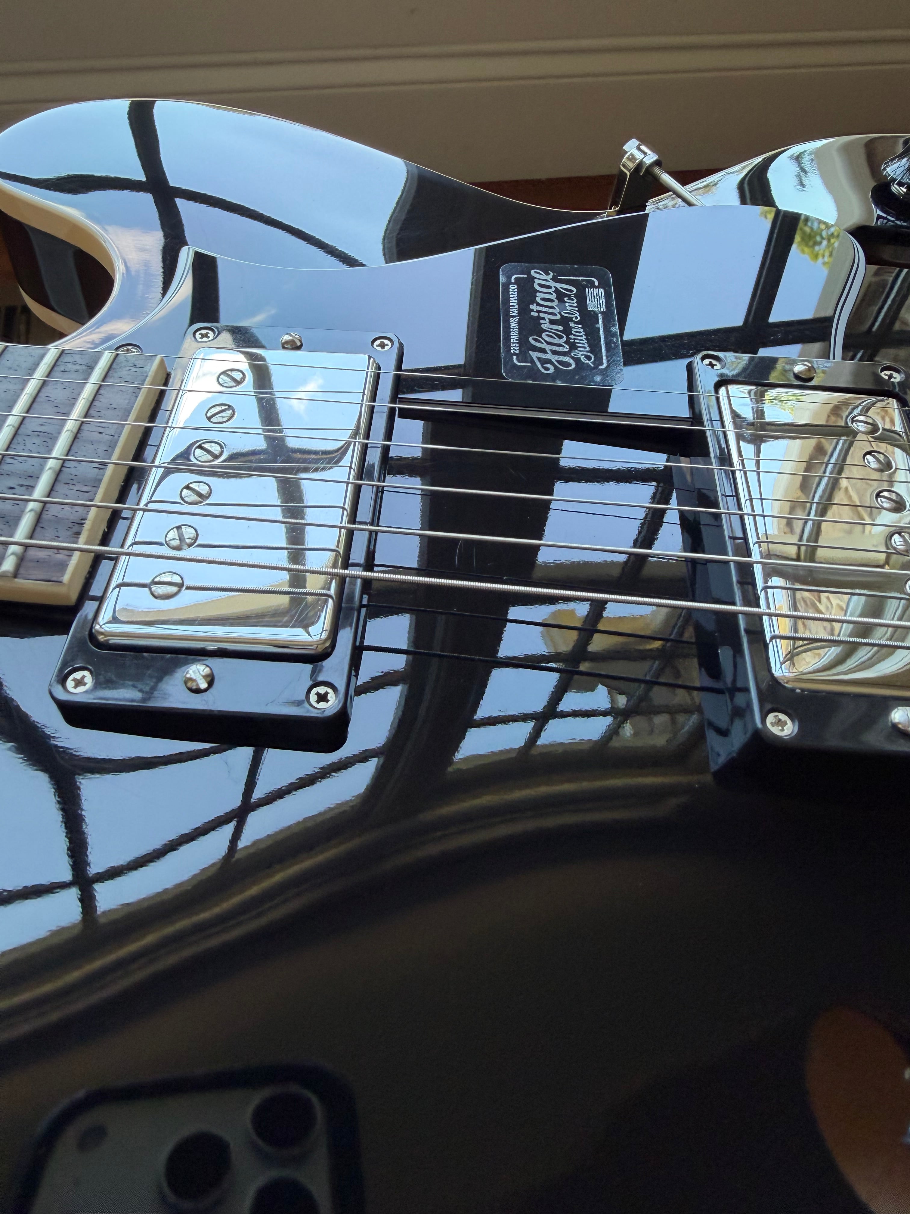 2025 Heritage H-535 Standard - Ebony Black