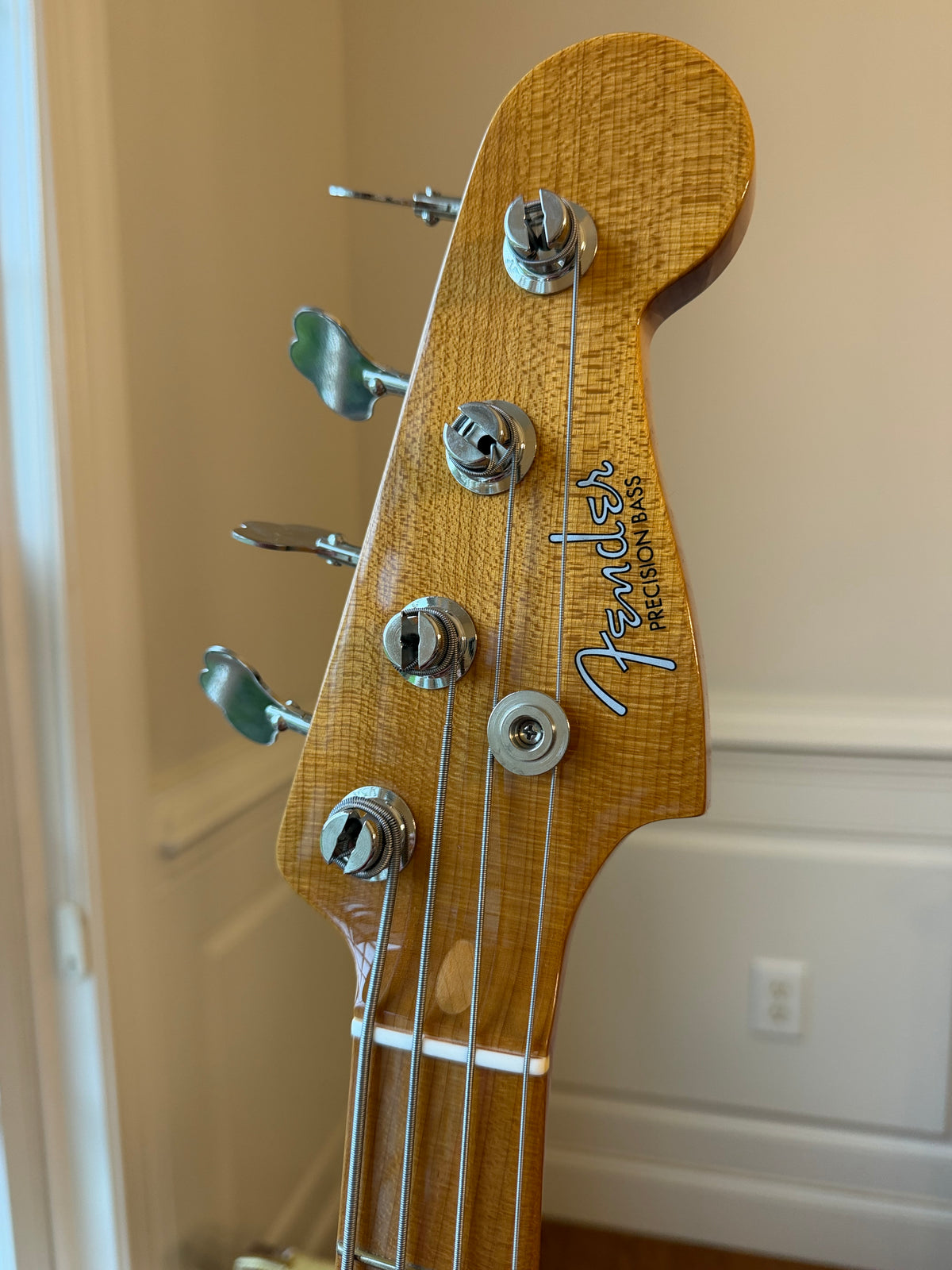 2025 Fender Custom Shop ‘58 Precision Bass NOS Roasted Neck - Silver Sparkle