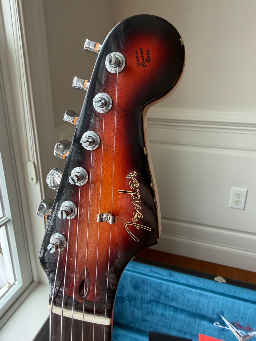 2026 Fender Custom Shop Stratocaster Custom Deluxe SR25 Heavy Relic - Aged 3 Color Sunburst - Image 8