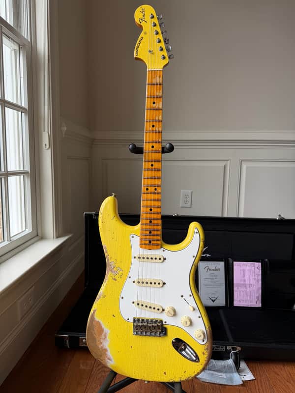 2026 Fender Custom Shop ‘69 Stratocaster SR25 Heavy Relic Matching Reverse Headstock - Aged Canary Yellow