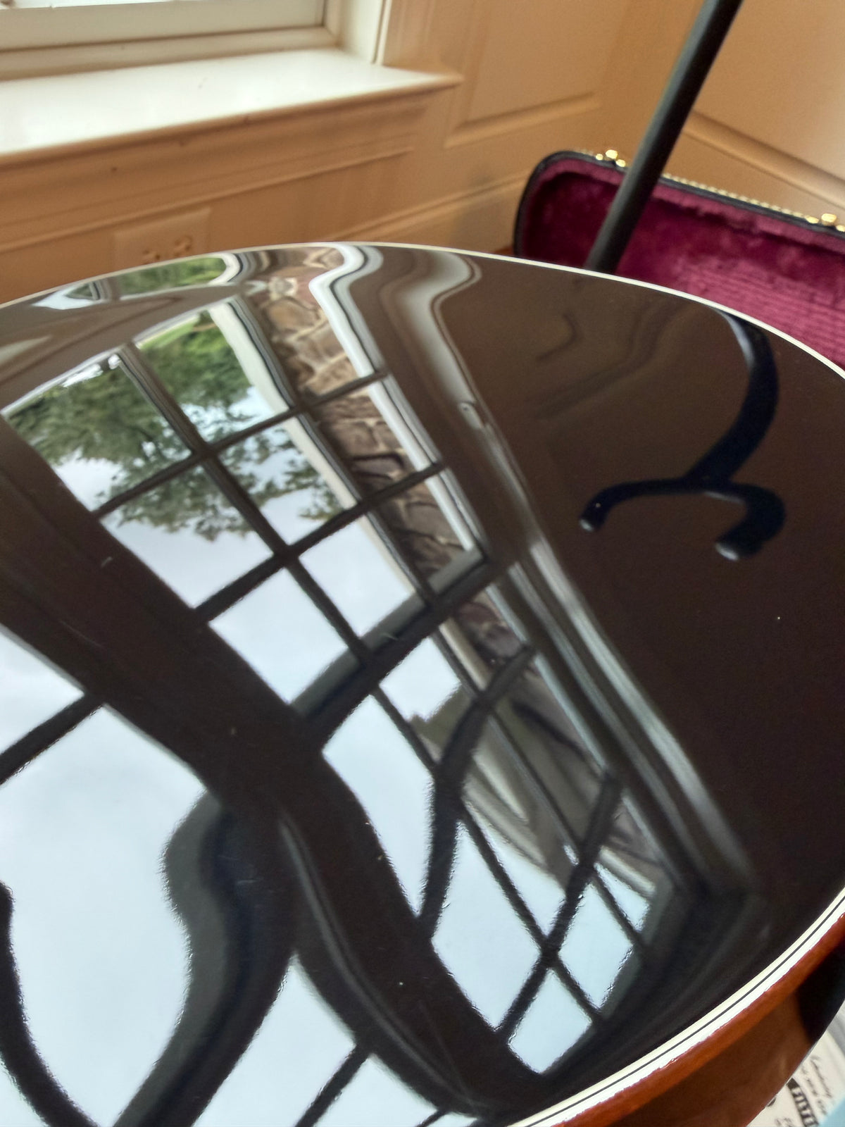 2020 Gretsch G6136T-BLK Black Falcon