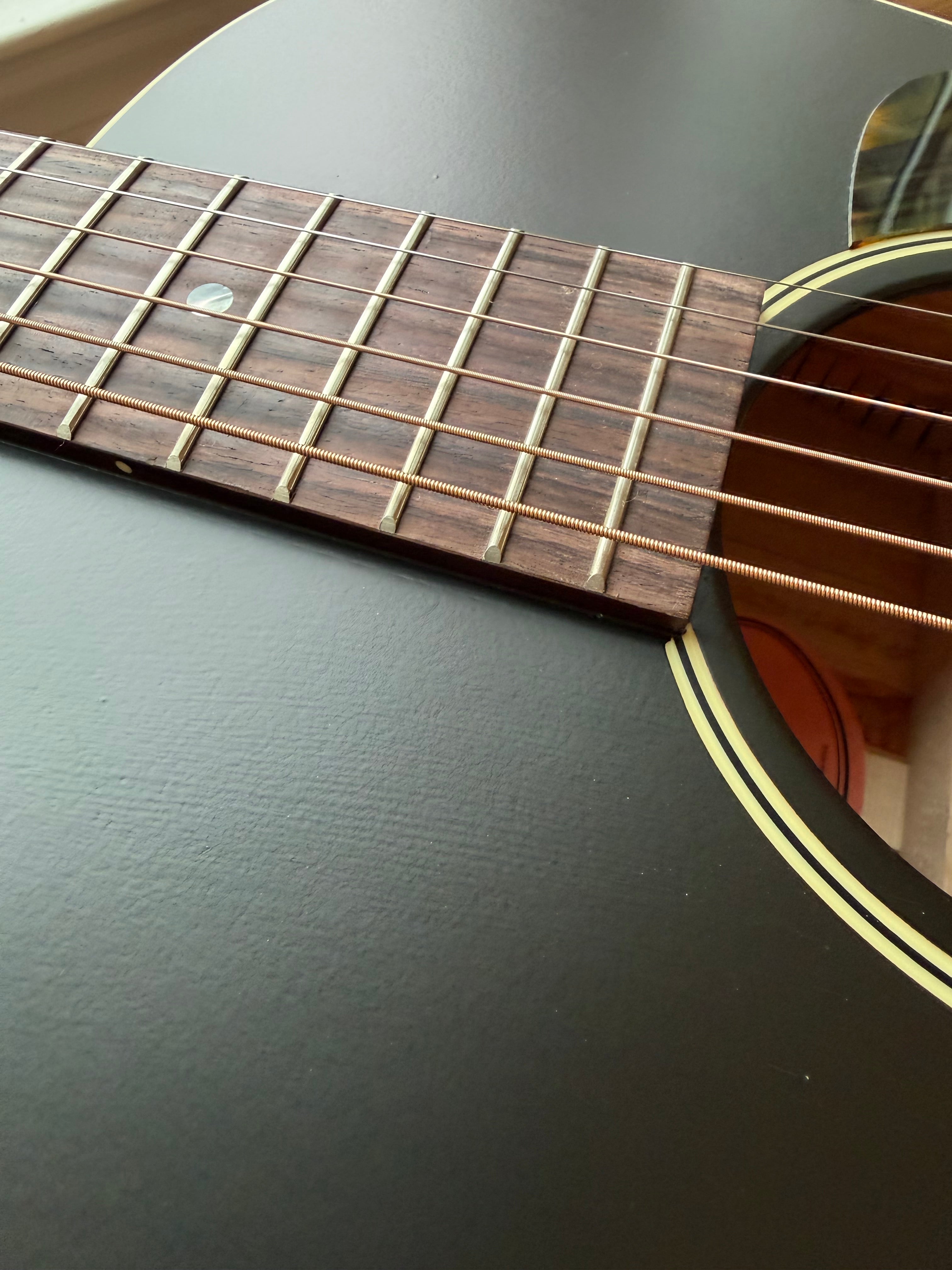 2026 Gibson L-00 Century 12-Fret - Vintage Sunburst