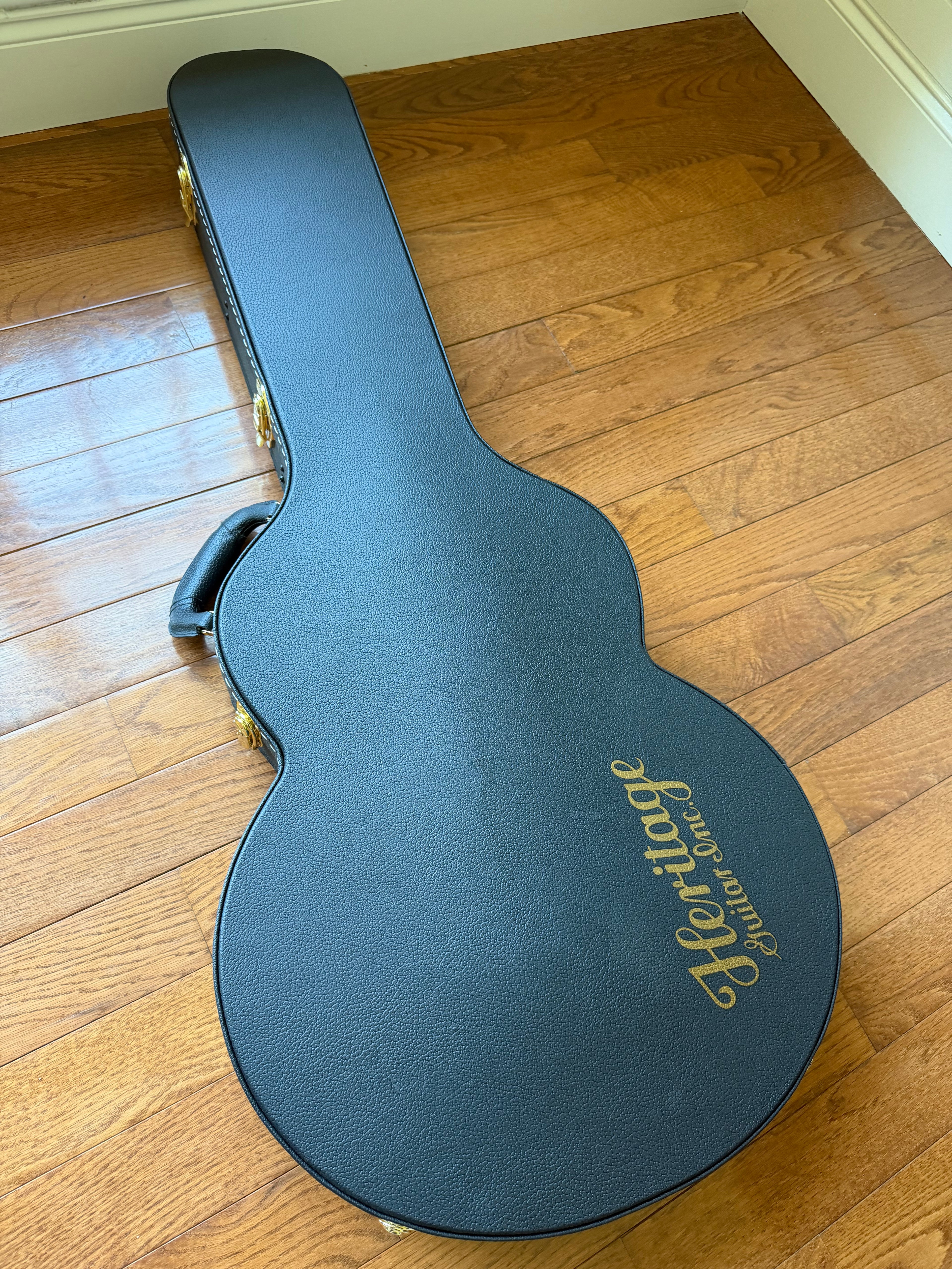 2025 Heritage H-535 Standard - Ebony Black