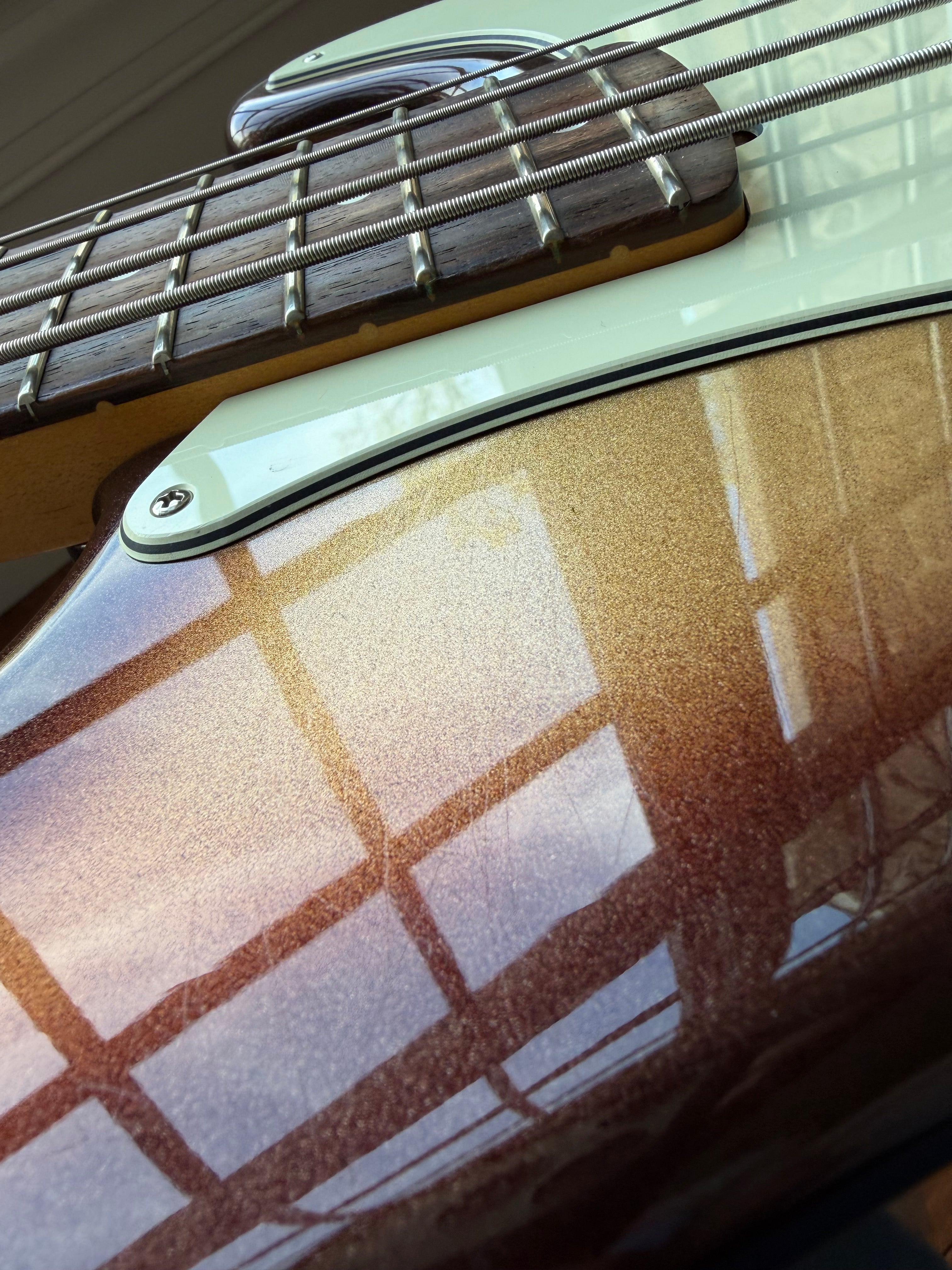 2019 Fender American Ultra Precision Bass - Mocha Burst